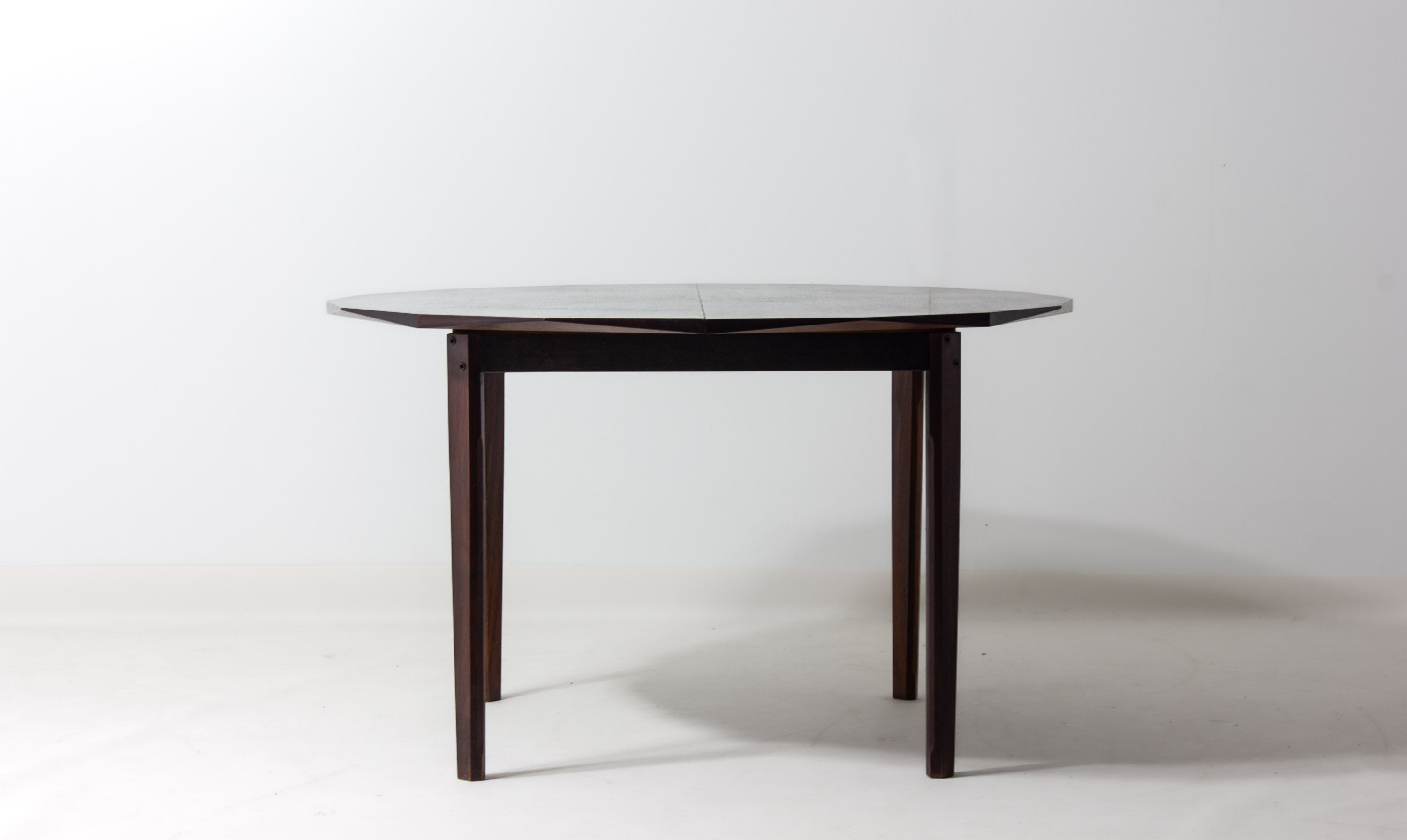 Vintage_Extendable_Rosewood_Dining_Table_by_Dino_Cavalli,_1970s_Italian_Mid_Century_Modern