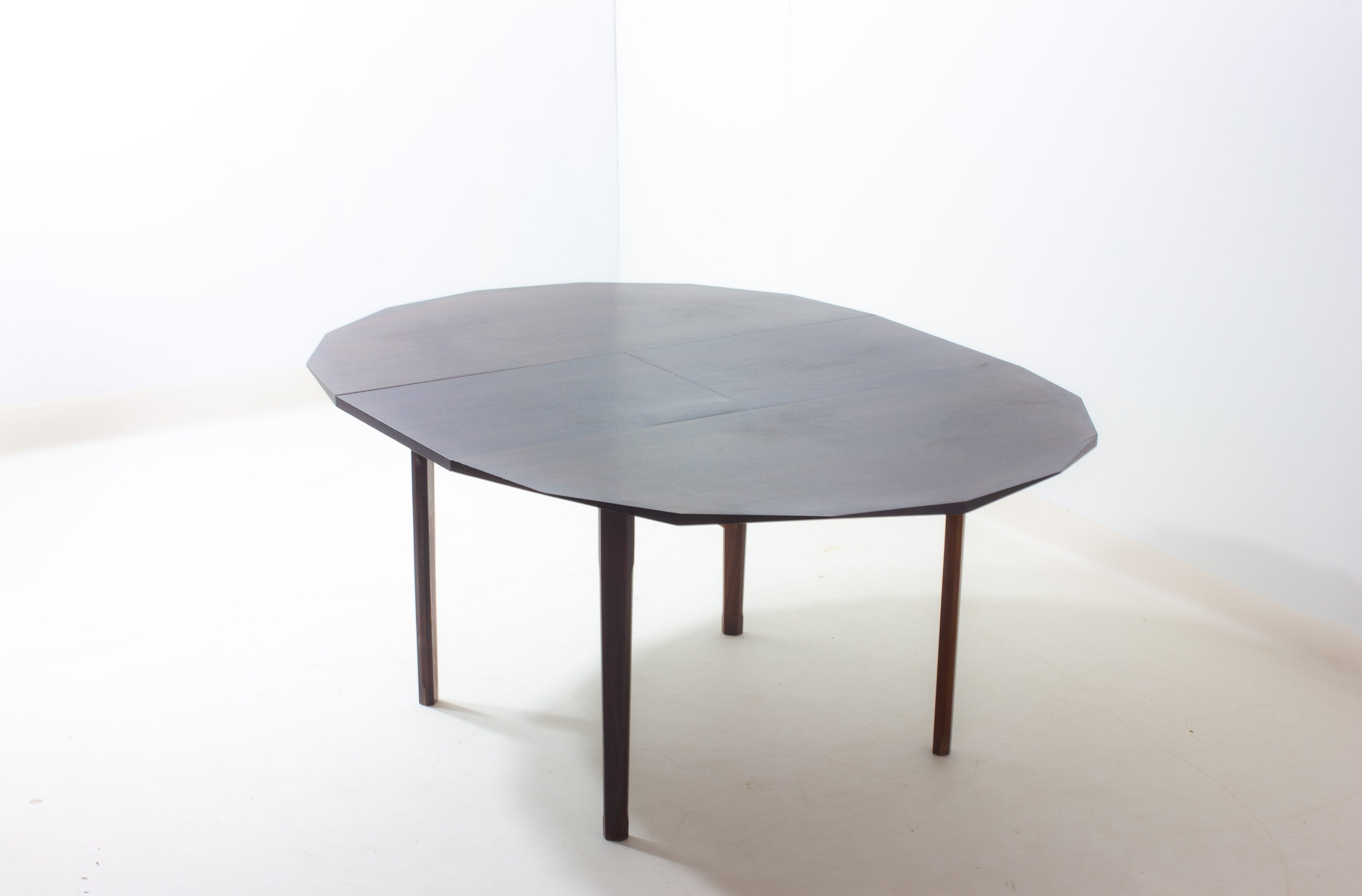 Vintage_Extendable_Rosewood_Dining_Table_by_Dino_Cavalli,_1970s_Italian_Mid_Century_Modern