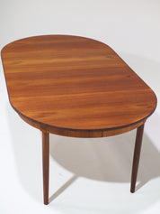 Extendable_Round_Teak_Dining_Table,_1960s,_Denmark