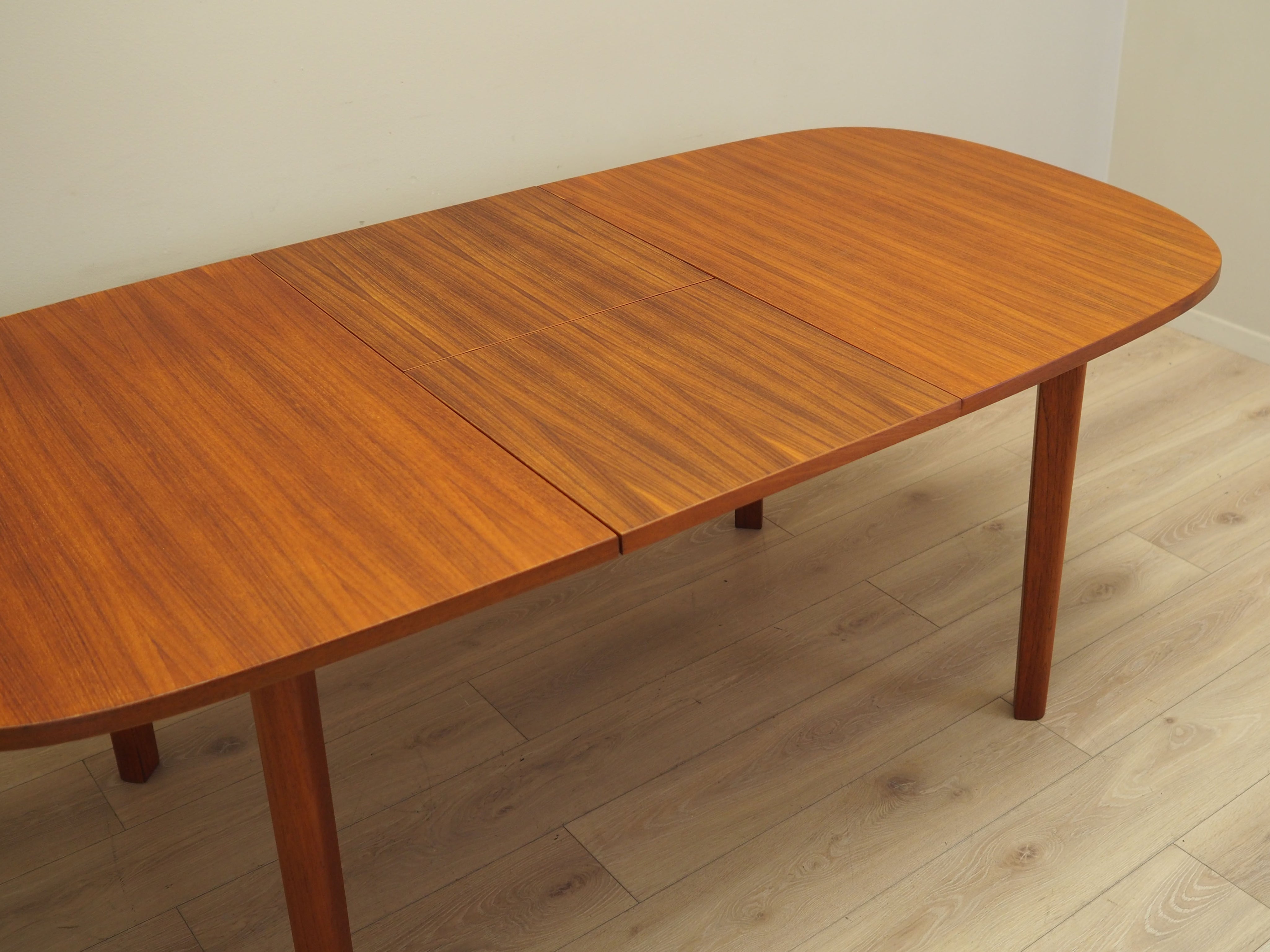 Extendable_Table,_Farstrup_Møbler,_Teak_Wood,_1970s,_Denmark