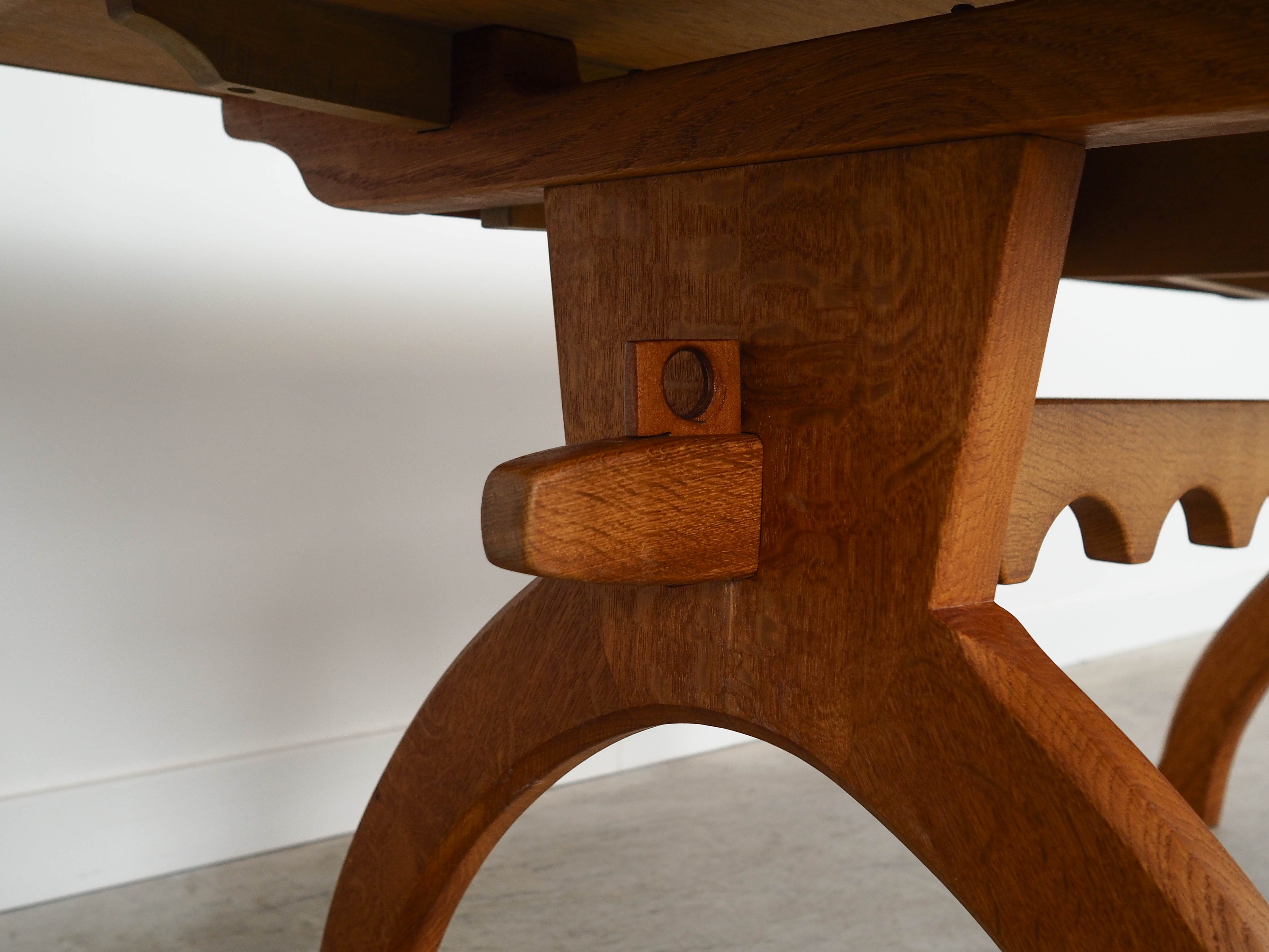 Extendable_Table,_Henning_Kjærnulf,_Solid_Oak,_1960s,_Denmark