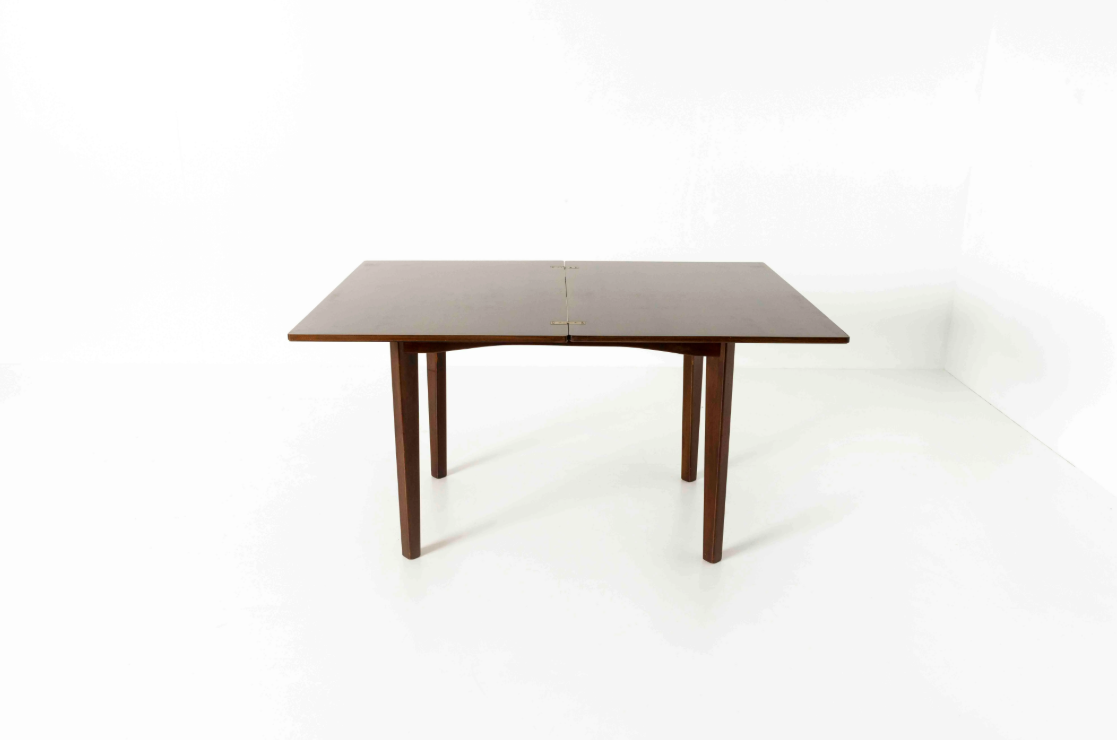 Extendable_Vintage_Dining_Table,_1960s