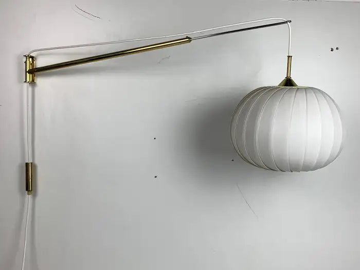 Extendable_Wall_Lamp_by_Lars_Schiøler_for_Høyrup_Light,_1950s,_Denmark