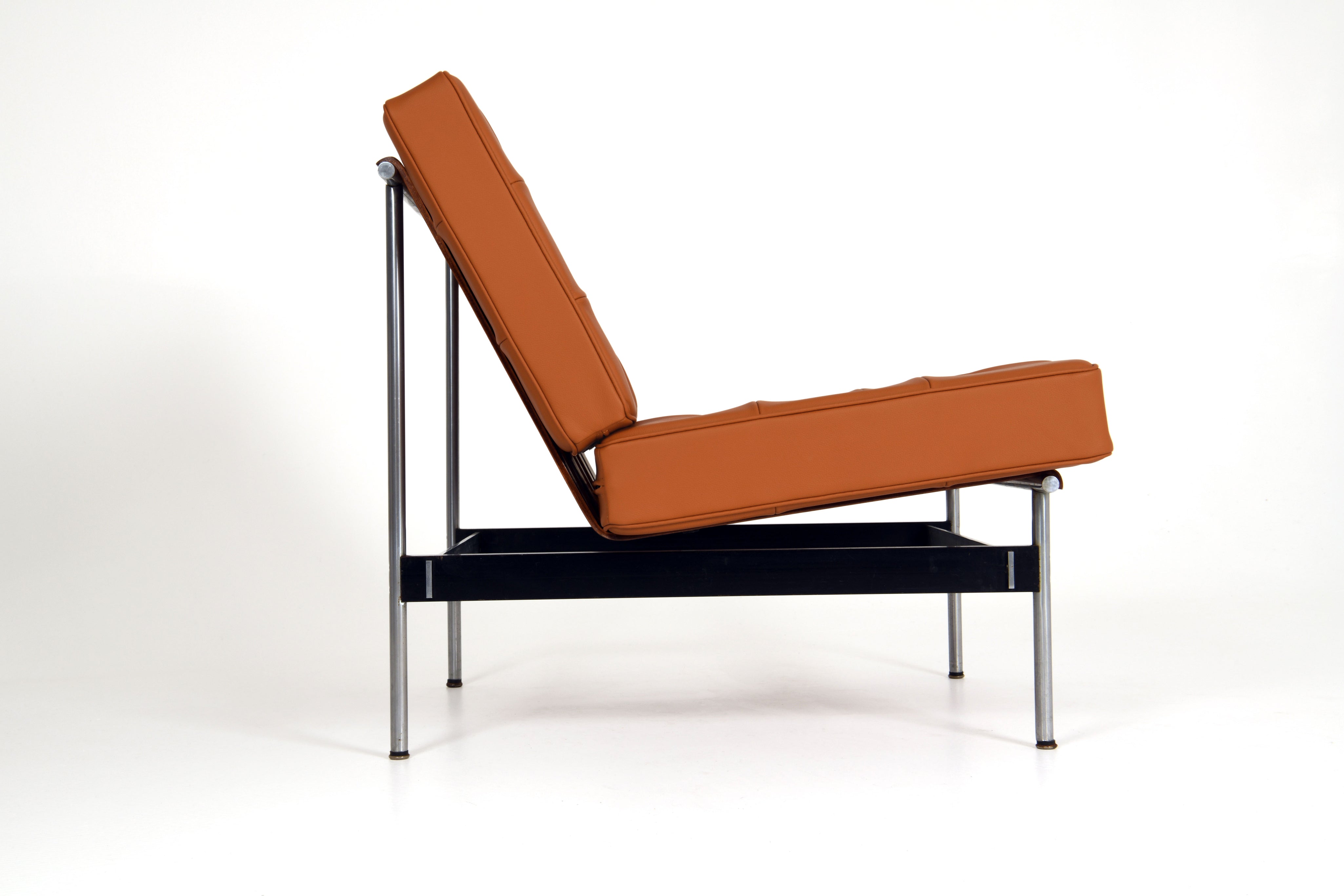 Easy_Chair_F416_Kho_Liang_Ie_Artifort_Leather_Steel_1960s_Netherlands