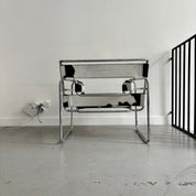 Early_Wassily_Chair_by_Marcel_Breuer_for_Gavina,_Pony_Leather,_Italy,_1960s