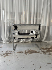 Early_Wassily_Chair_by_Marcel_Breuer_for_Gavina,_Pony_Leather,_Italy,_1960s