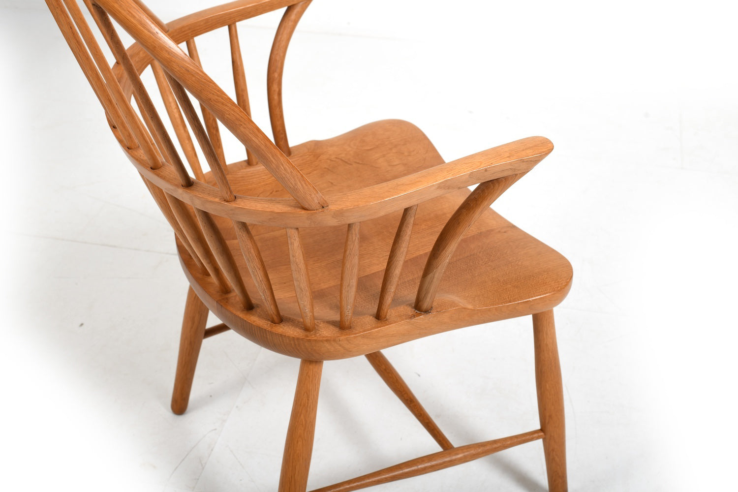 FH38_Windsor_Chair_by_Frits_Henningsen_in_Oak_1960s