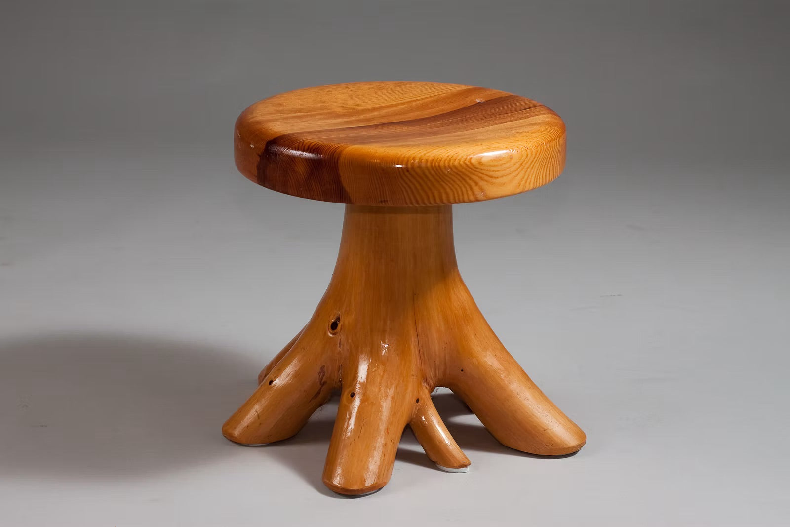 Finnish_Children’s_Branch_Stool_in_Solid_Pine,_1960s