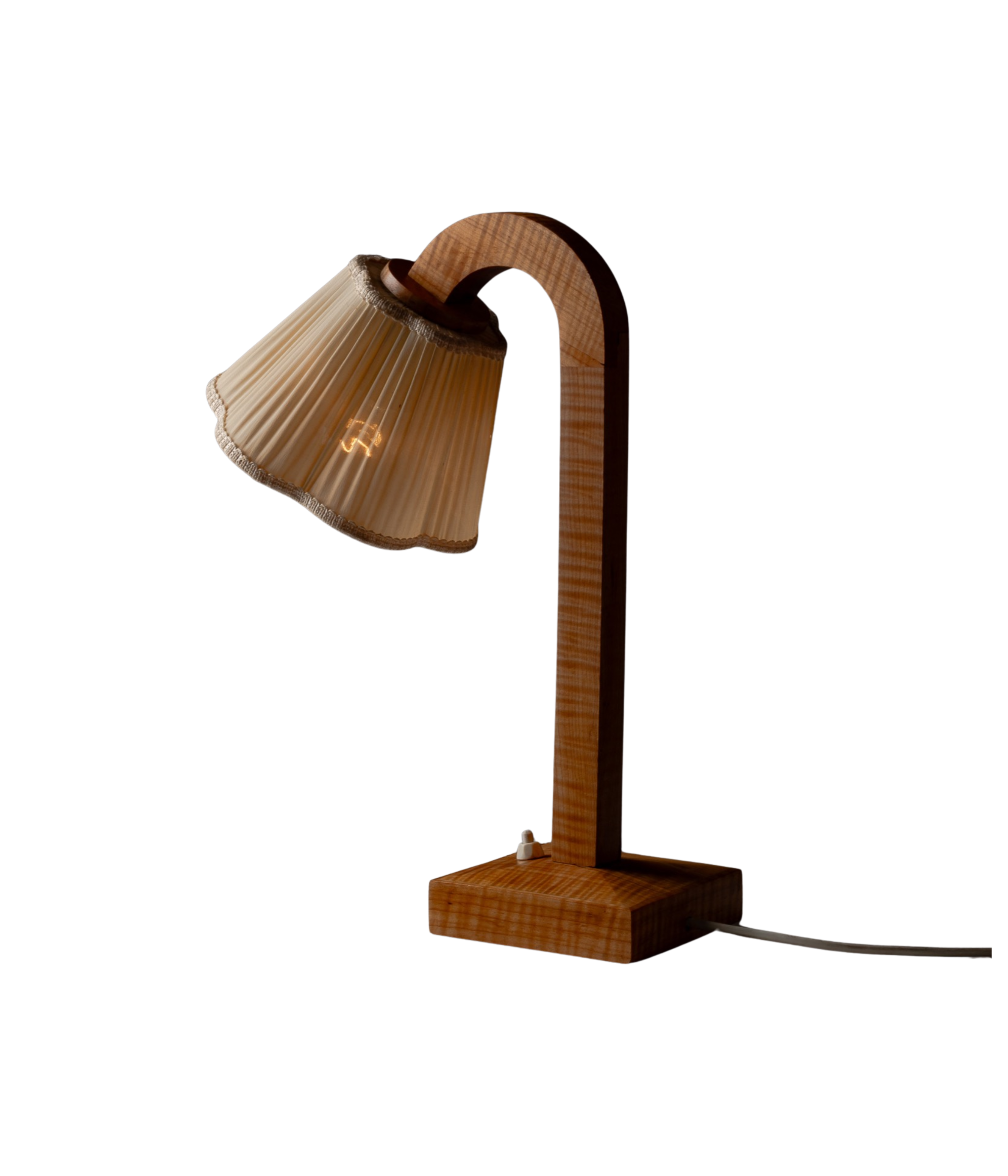 Finnish_Scandinavian_Modern_Table_Lamp_in_Sculptural_Wood_with_Pleated_Shade,_1940s