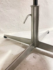 First_Edition_Arne_Jacobsen_Swan_Chair,_Original_Patinated_Leather,_1950s