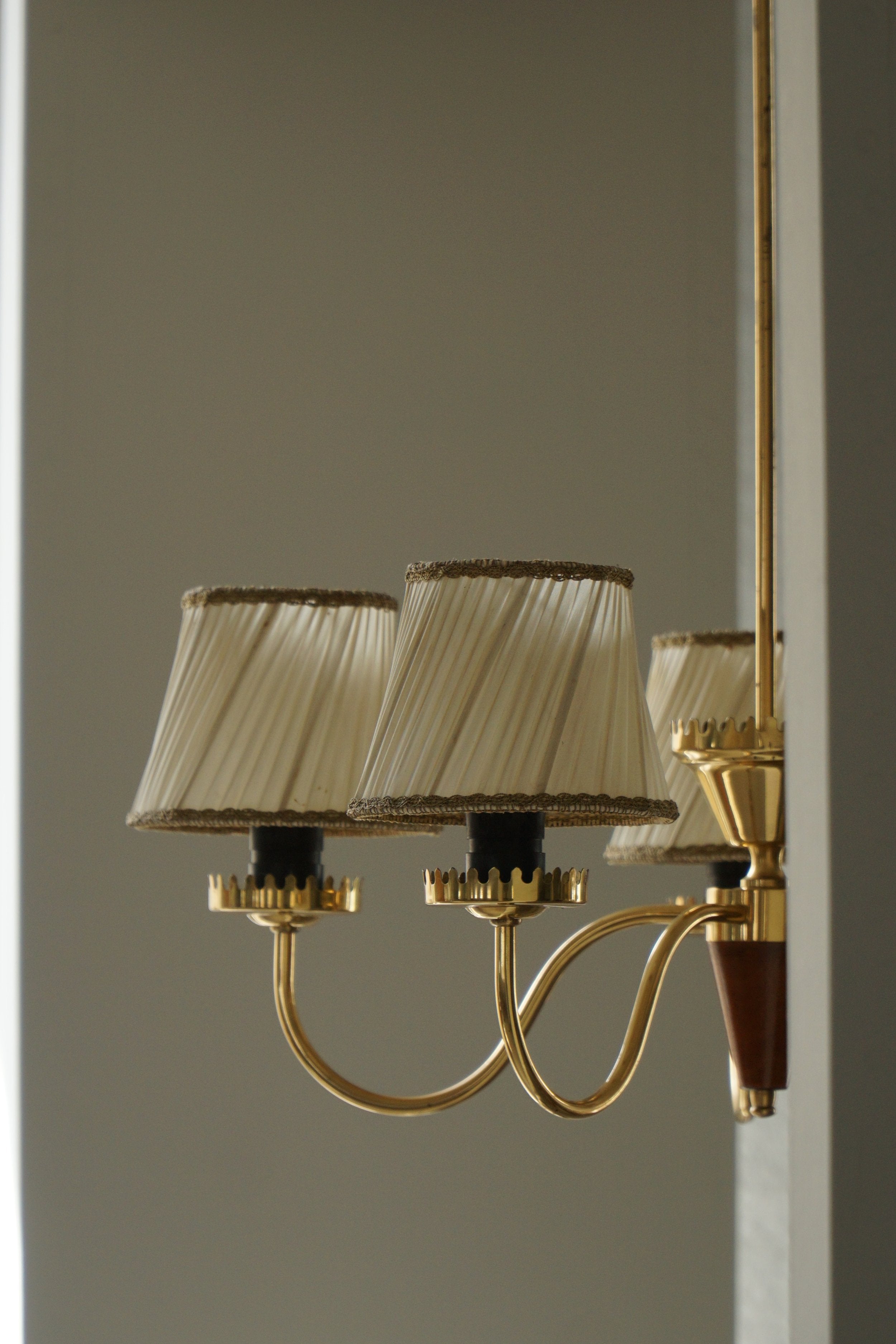 Five-Arm_Brass_Chandelier_with_Pleated_Shades