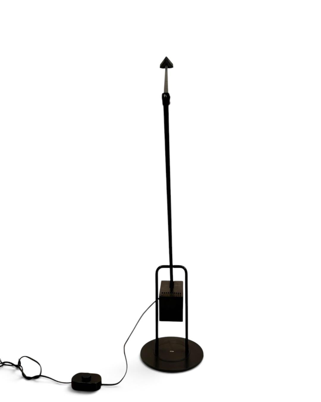 Flamingo_Floor_Lamp_by_Fridolin_Naef_for_Luxo,_Norway,_1980s