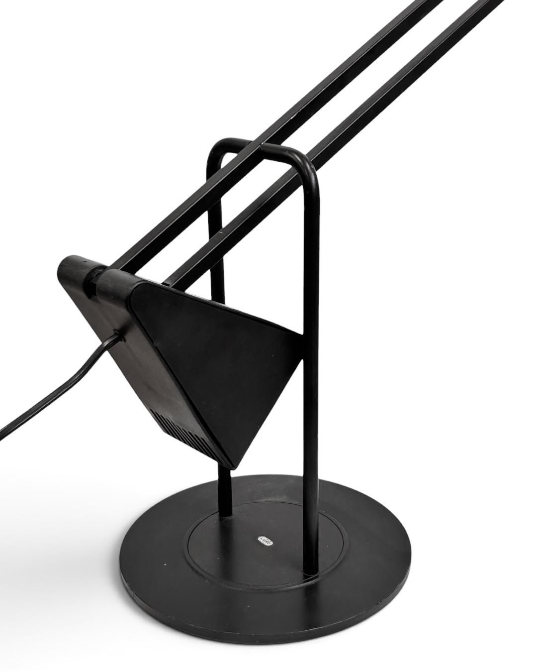 Flamingo_Floor_Lamp_by_Fridolin_Naef_for_Luxo,_Norway,_1980s