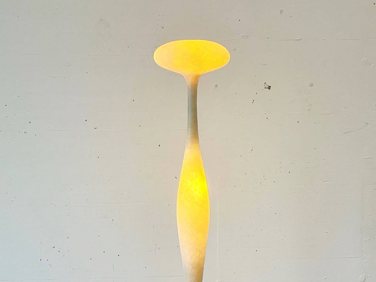 Floor_lamp_model_E.T.A._by_Guglielmo_Berchicci_for_Kundalini,_1990s