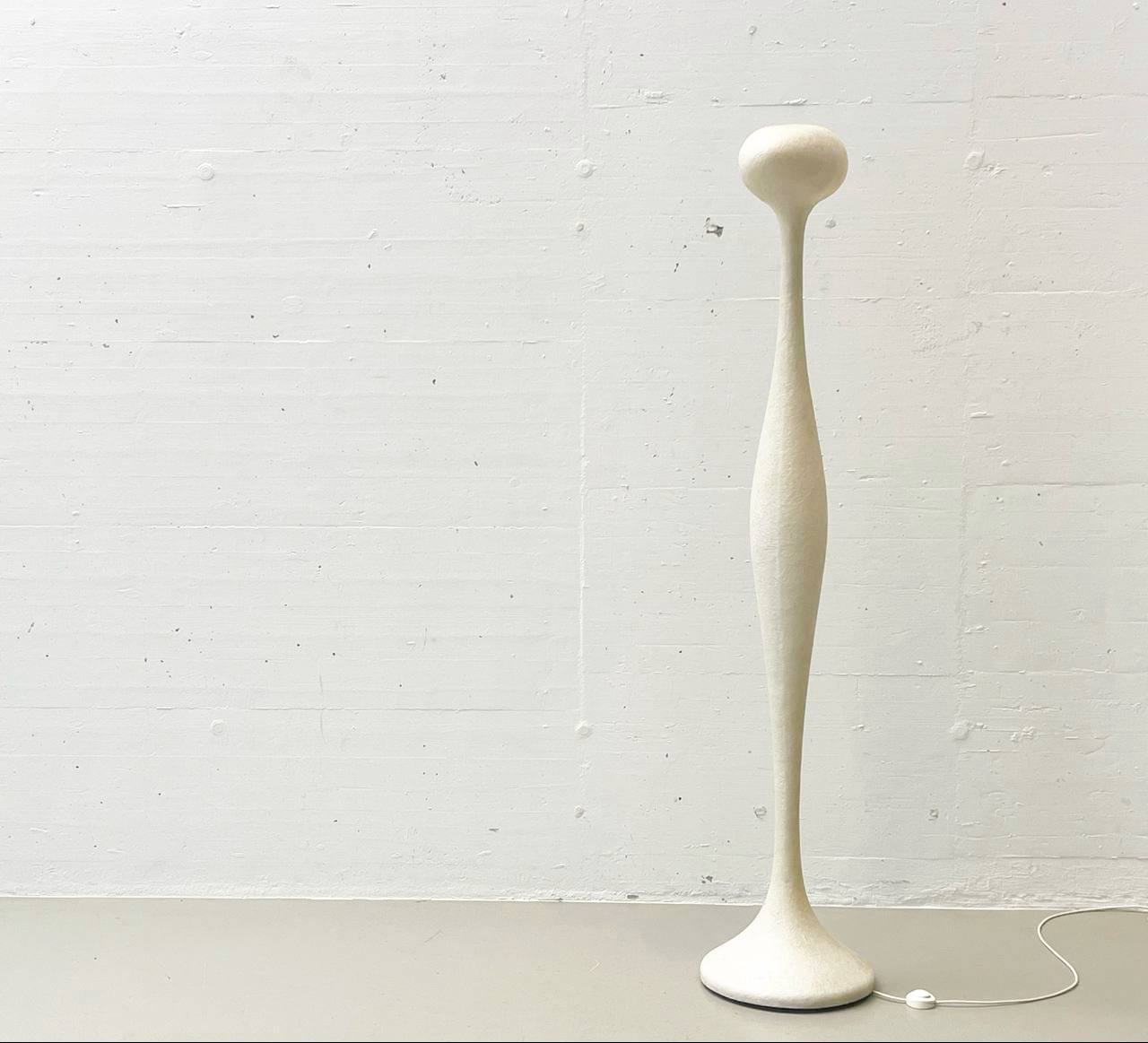 Floor_lamp_model_E.T.A._by_Guglielmo_Berchicci_for_Kundalini,_1990s