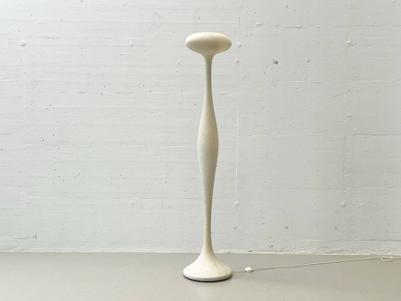 Floor_lamp_model_E.T.A._by_Guglielmo_Berchicci_for_Kundalini,_1990s