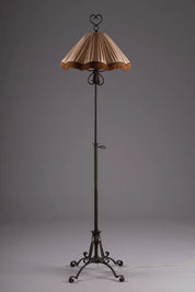 Floor_Lamp_Taidetakomo_Hakkarainen_Wrought_Iron_1930s_Finland