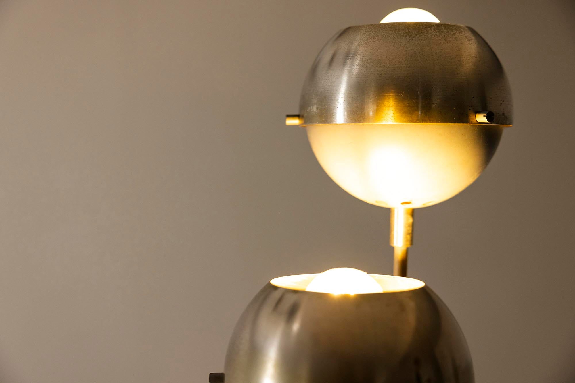 Oscar_Torlasco_Floor_Lamp_with_Three_Adjustable_Shades_for_Lumi,_1960s
