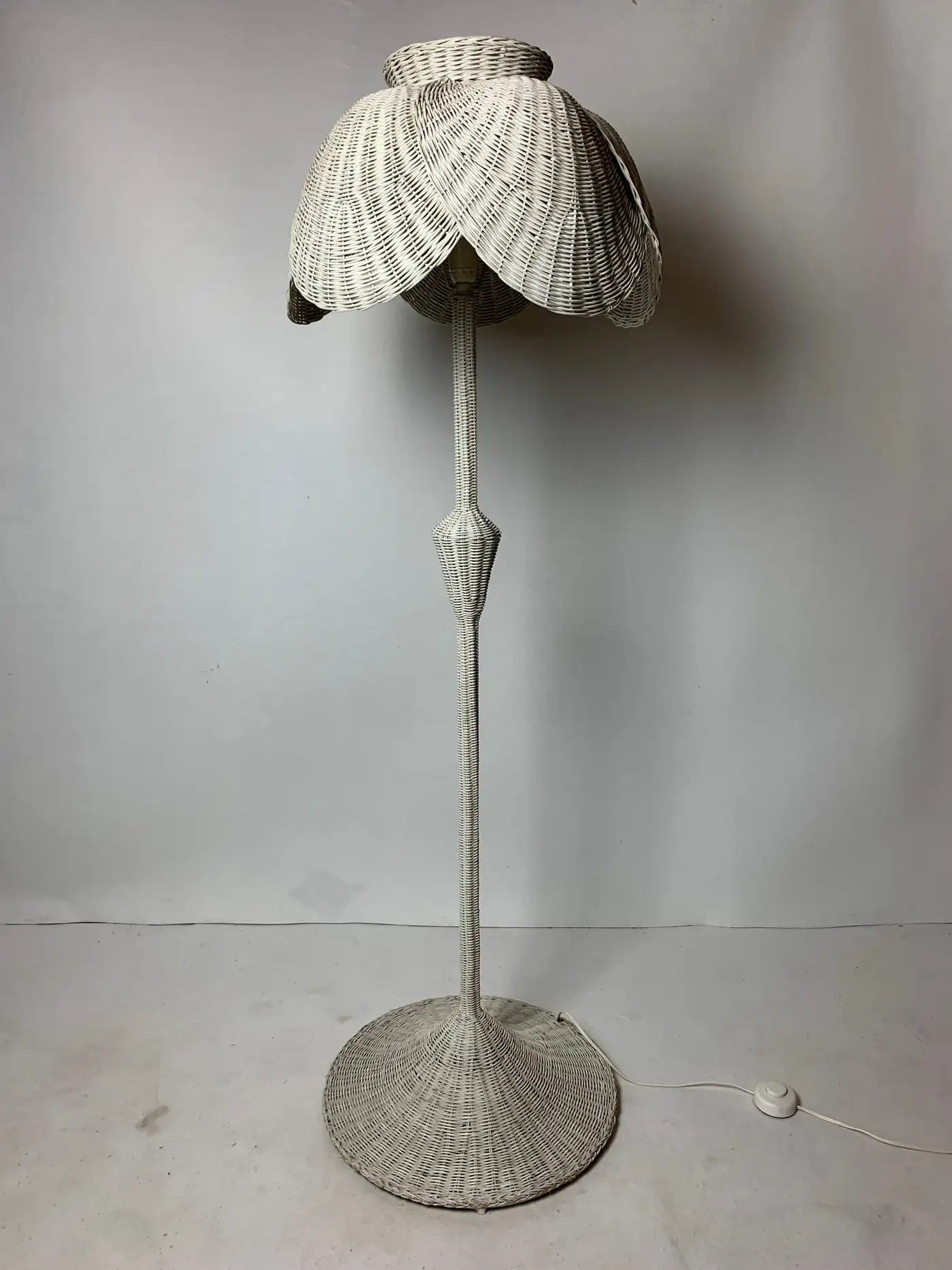 Floral_Boho_Rattan_Floor_Lamp,_1950s–1960s,_France