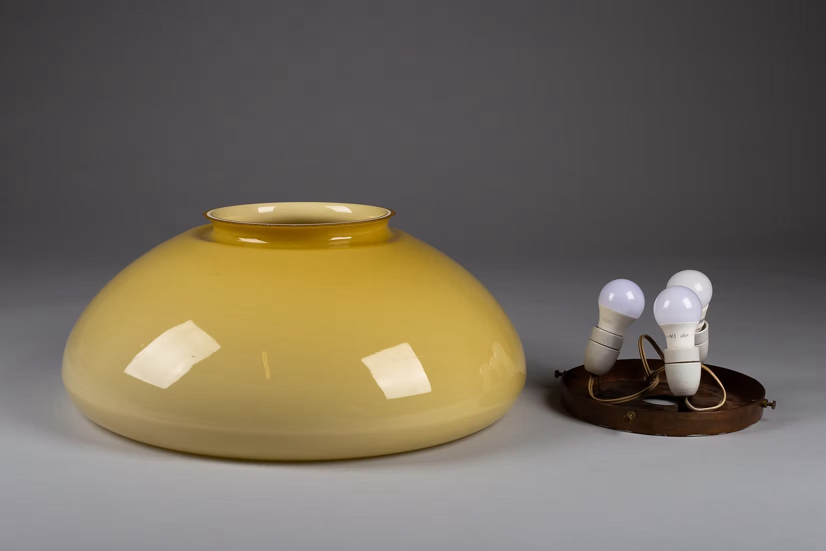 Flush_Mount_Gunnel_Nyman_Amber_Glass_Copper_1950s_Finland