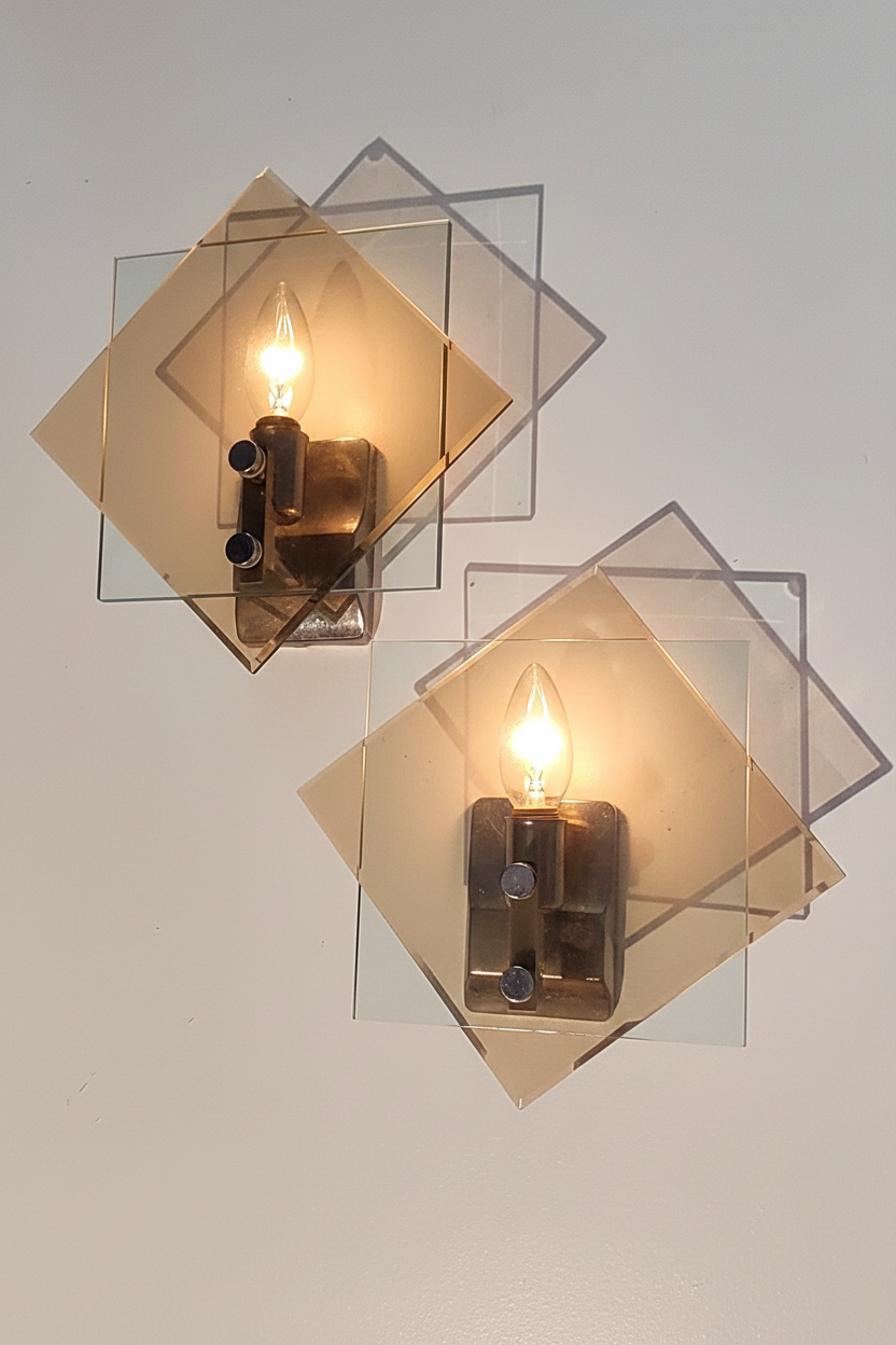 1970s_Fontana_Arte_Ceiling_Lamp_in_Amber_Crystal_Glass_and_Chrome,_Italy