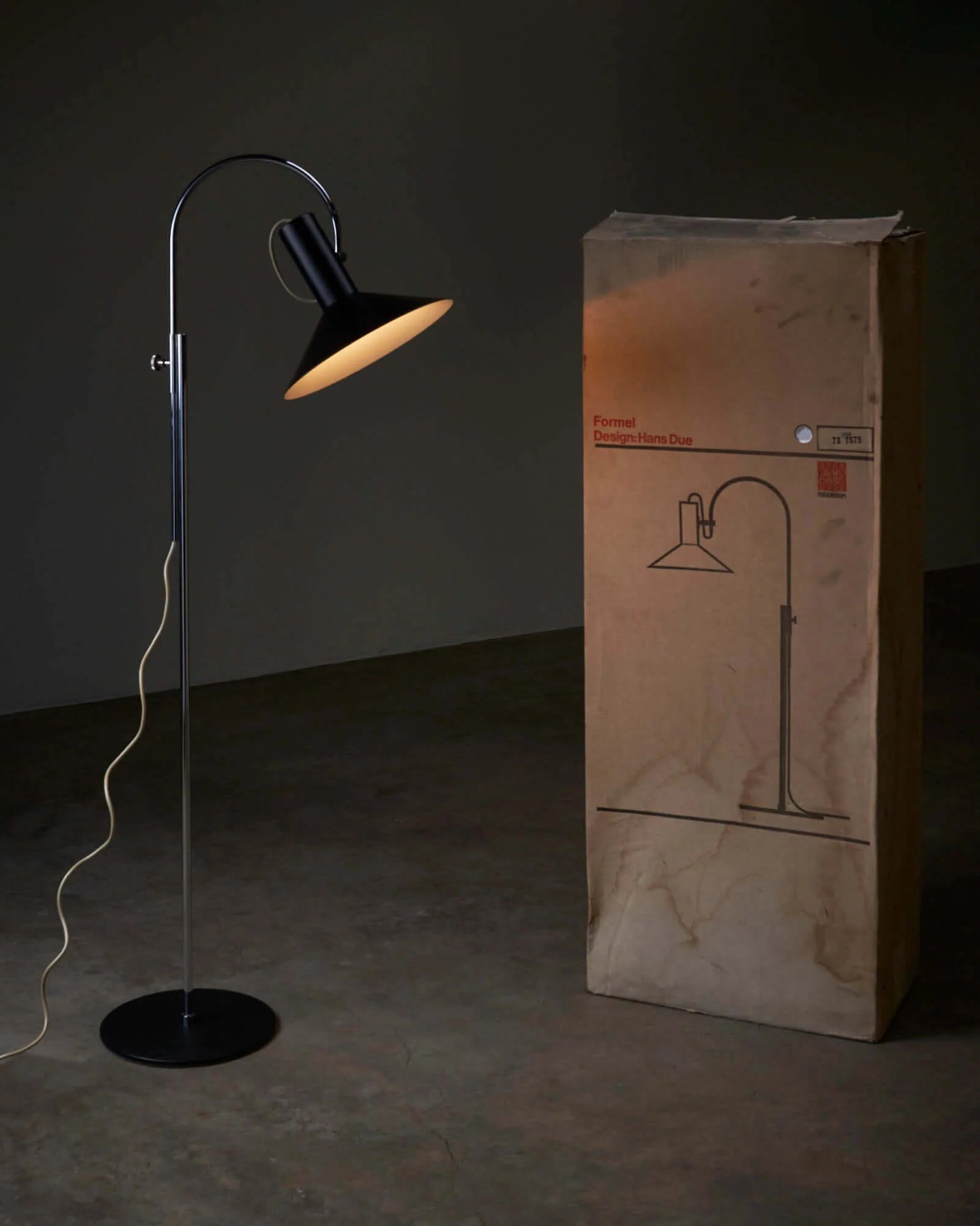 “Formel”_Floor_Lamp,_Hans_Due_for_Fog_&_Mørup,_Metal,_1970s,_Denmark
