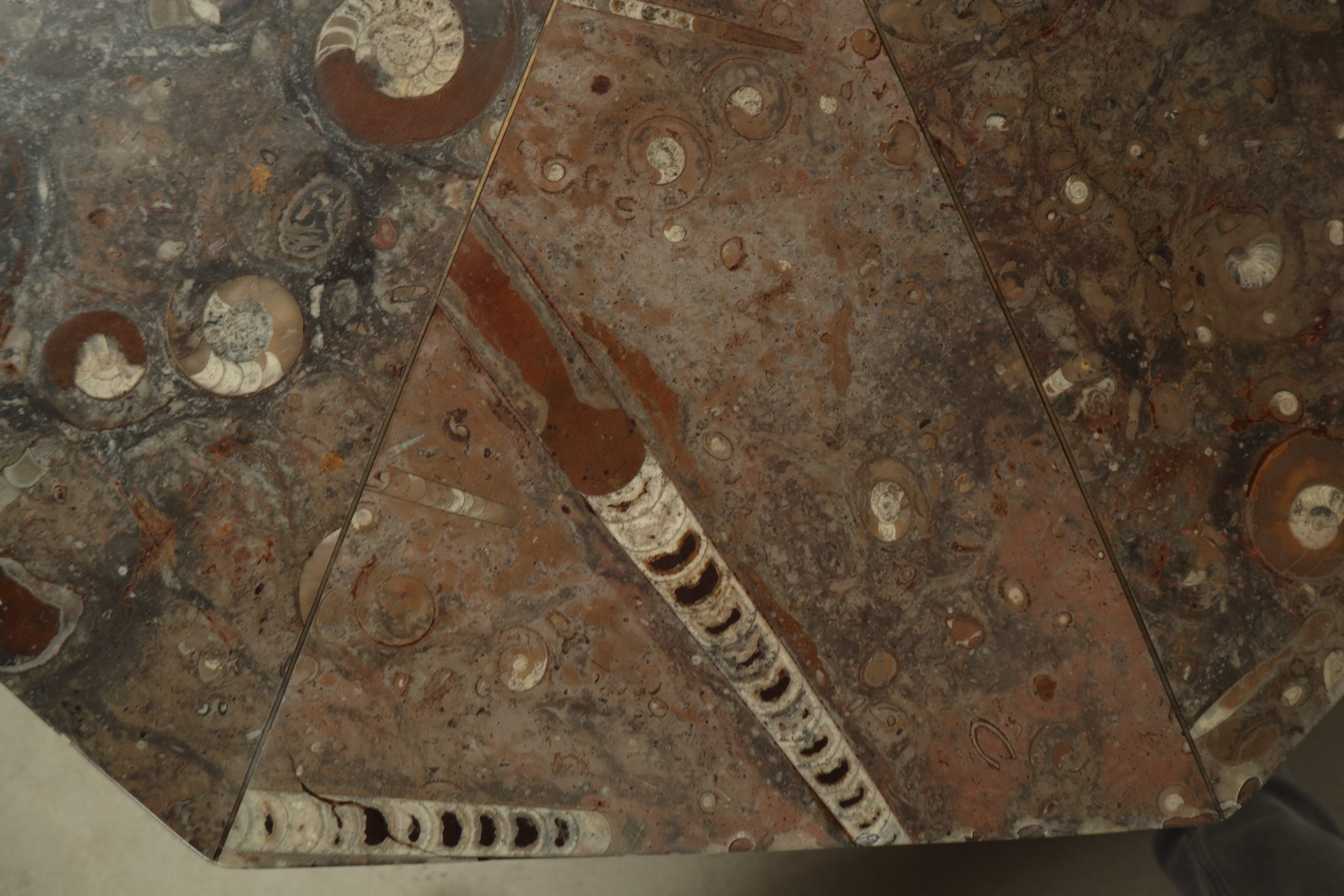Octagonal_Fossil_Limestone_Pedestal_Coffee_Table_with_Brass_Inlay,_1970s,_Europe