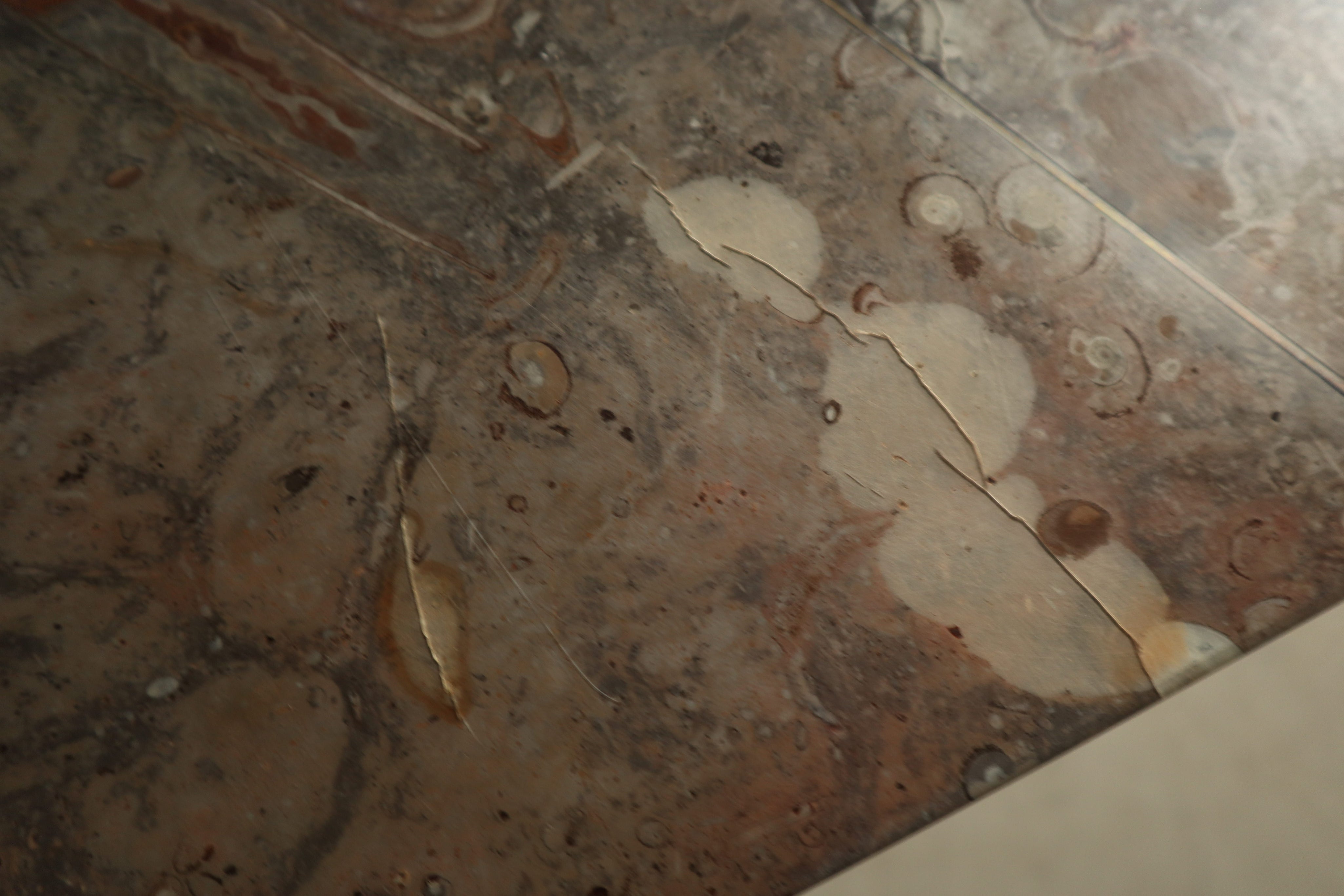 Octagonal_Fossil_Limestone_Pedestal_Coffee_Table_with_Brass_Inlay,_1970s,_Europe