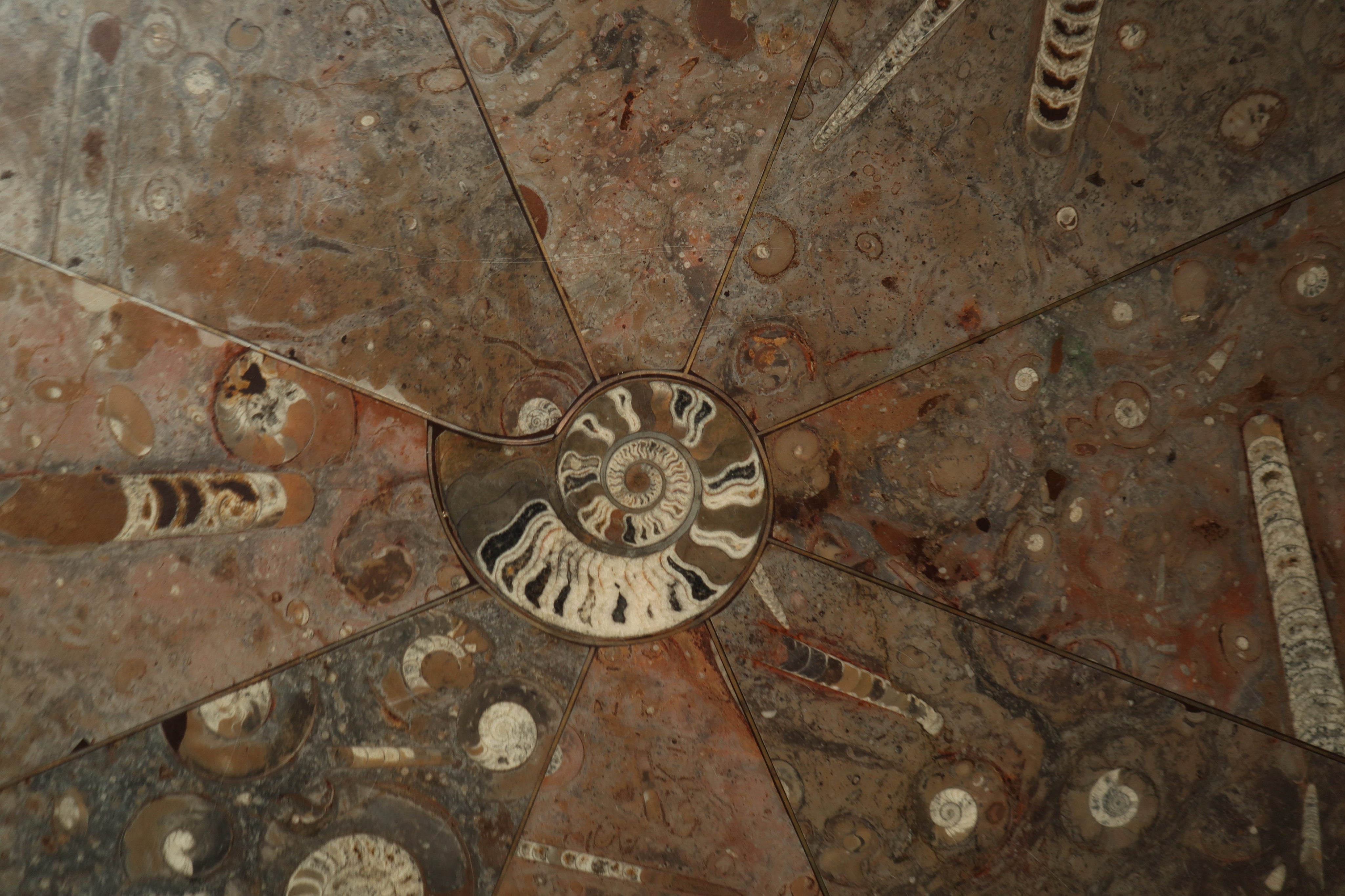 Octagonal_Fossil_Limestone_Pedestal_Coffee_Table_with_Brass_Inlay,_1970s,_Europe