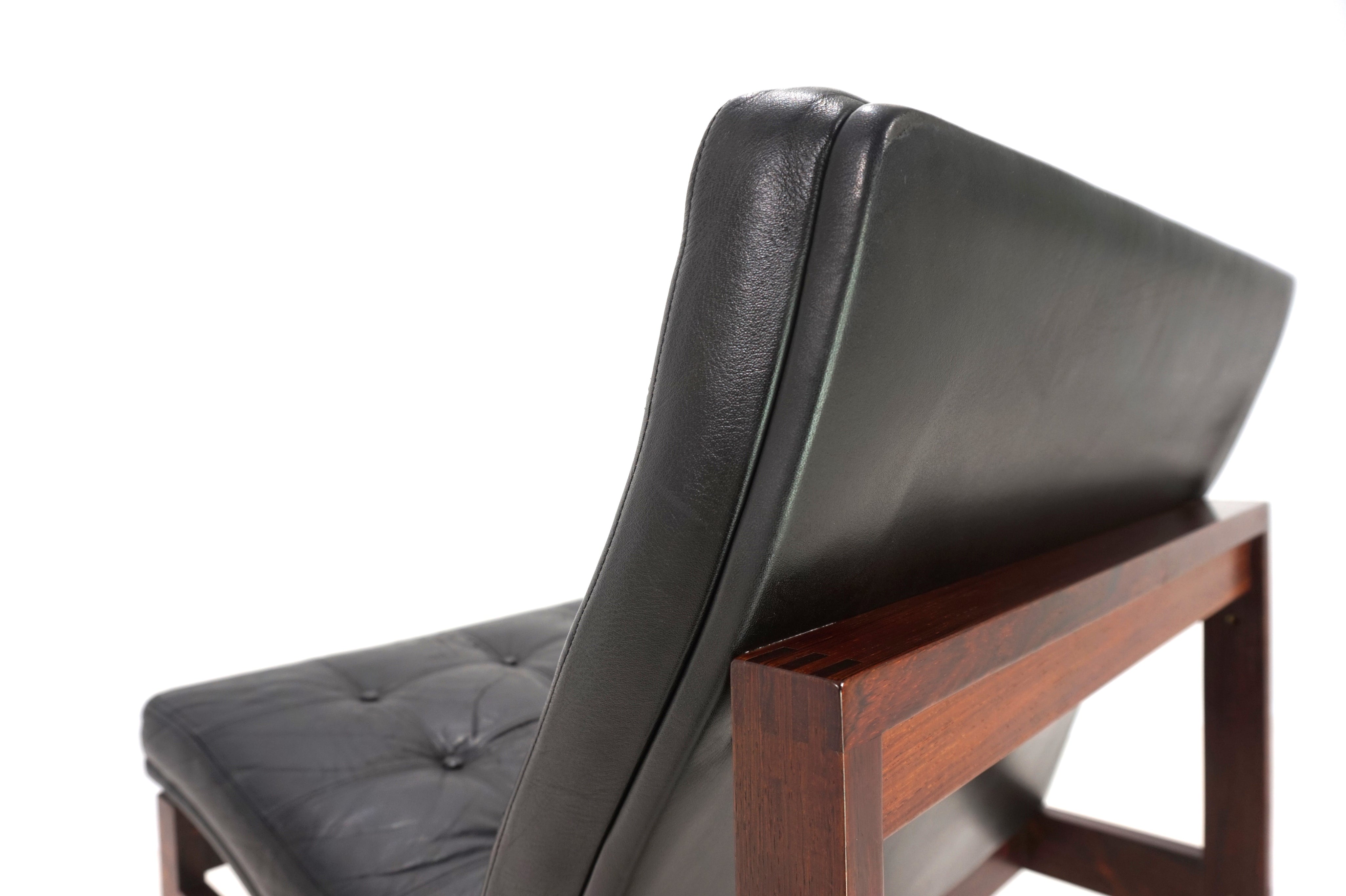 France_&_Son_Modular_leather_armchair_175_by_O._Gjerløv-Knudsen_and_T._Lind,_1960