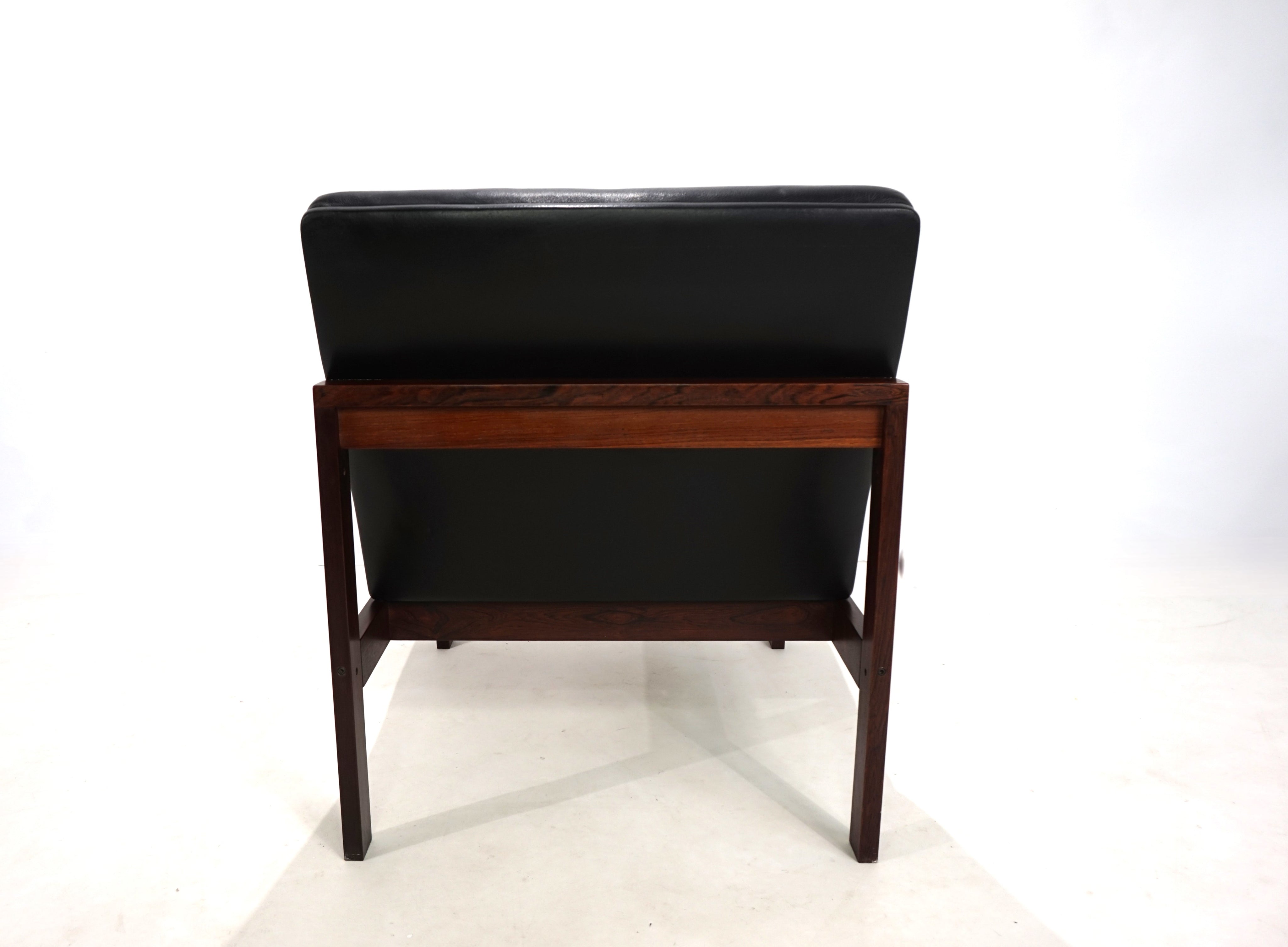 France_&_Son_Modular_leather_armchair_175_by_O._Gjerløv-Knudsen_and_T._Lind,_1960