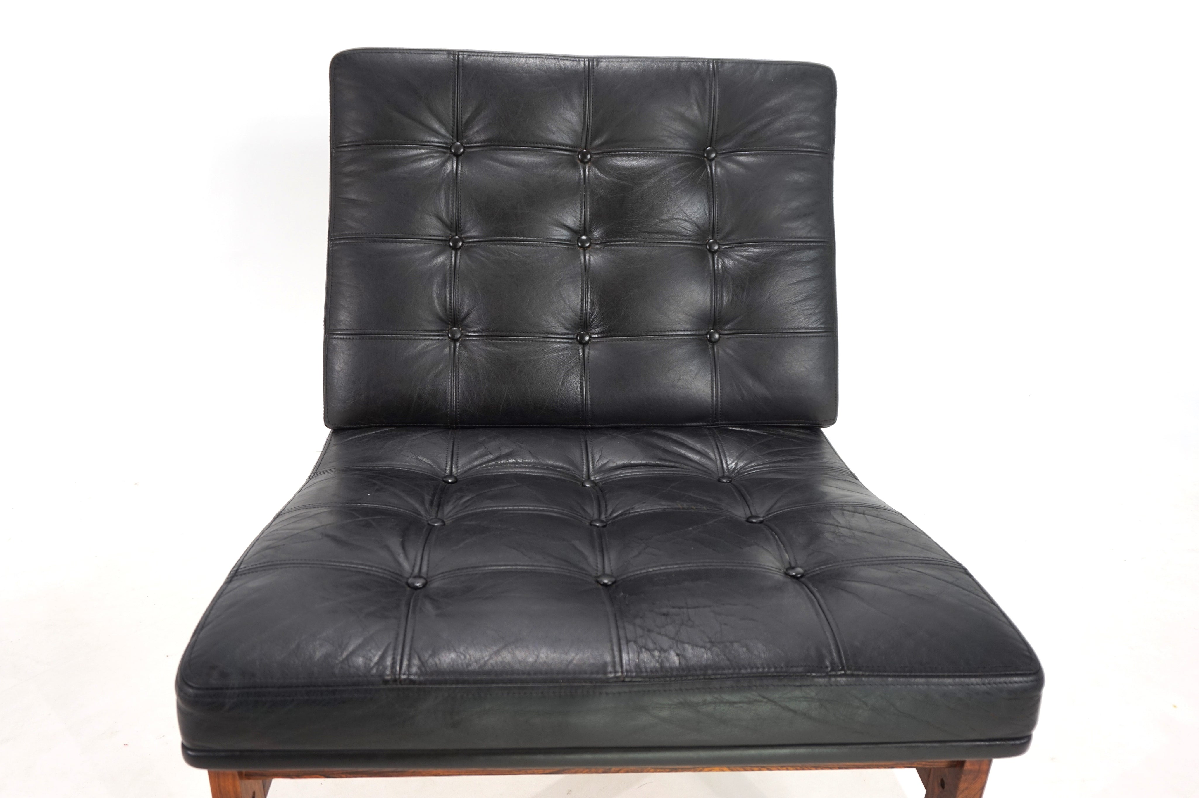 France_&_Son_Modular_leather_armchair_175_by_O._Gjerløv-Knudsen_and_T._Lind,_1960