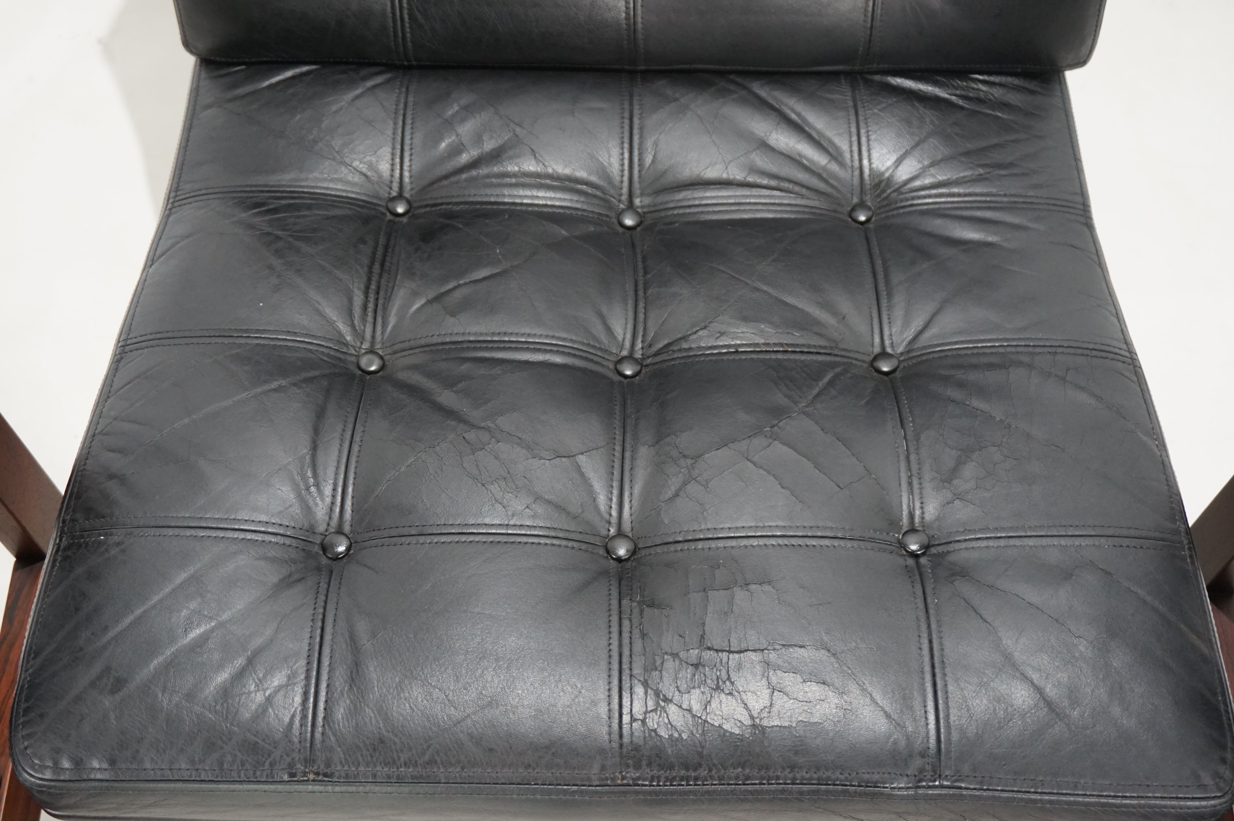 Set_of_3_Modular_Leather_Armchairs_by_O._Gjerløv-Knudsen_and_T._Lind,_1960