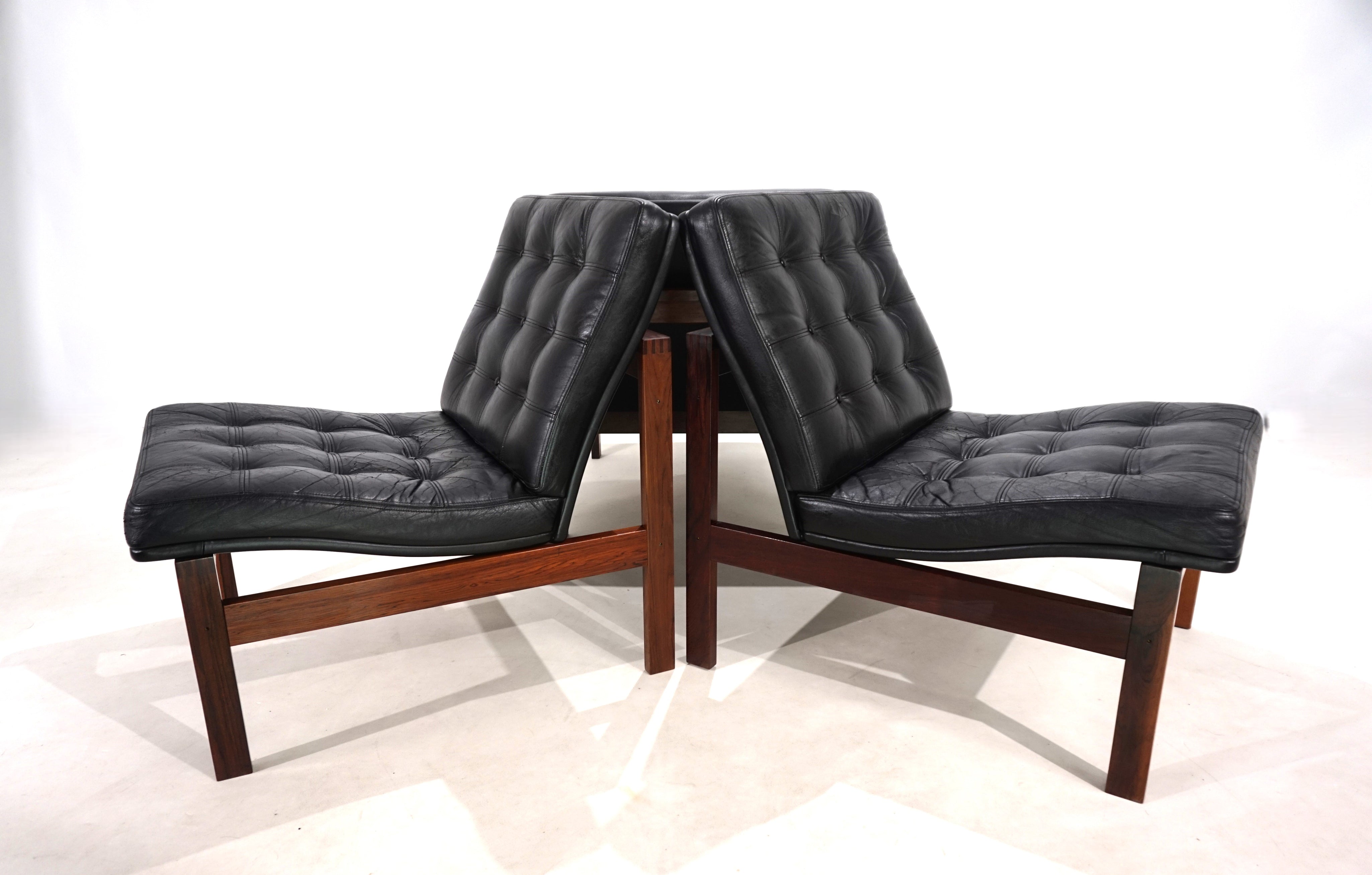 Set_of_3_Modular_Leather_Armchairs_by_O._Gjerløv-Knudsen_and_T._Lind,_1960