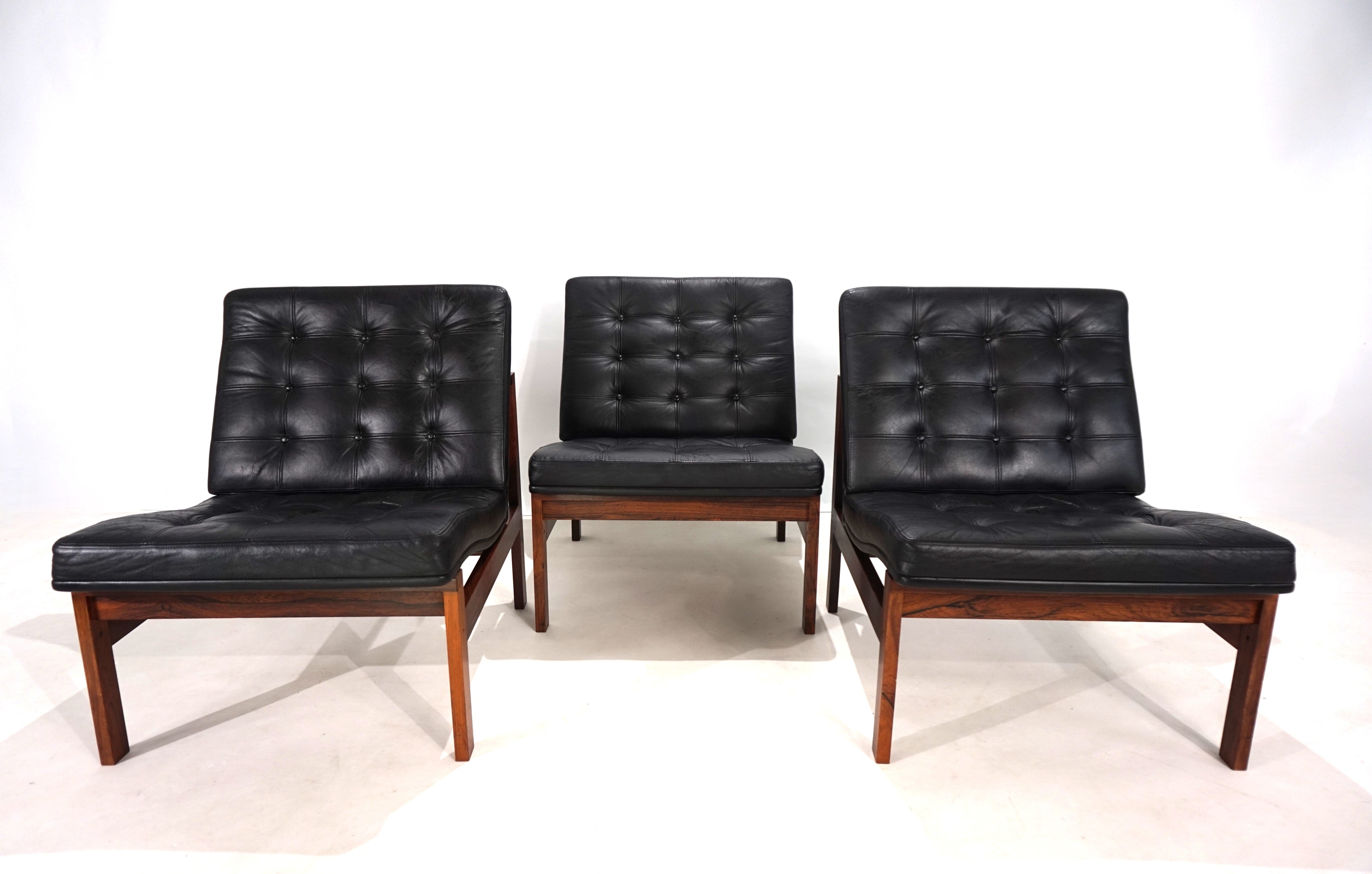 Set_of_3_Modular_Leather_Armchairs_by_O._Gjerløv-Knudsen_and_T._Lind,_1960