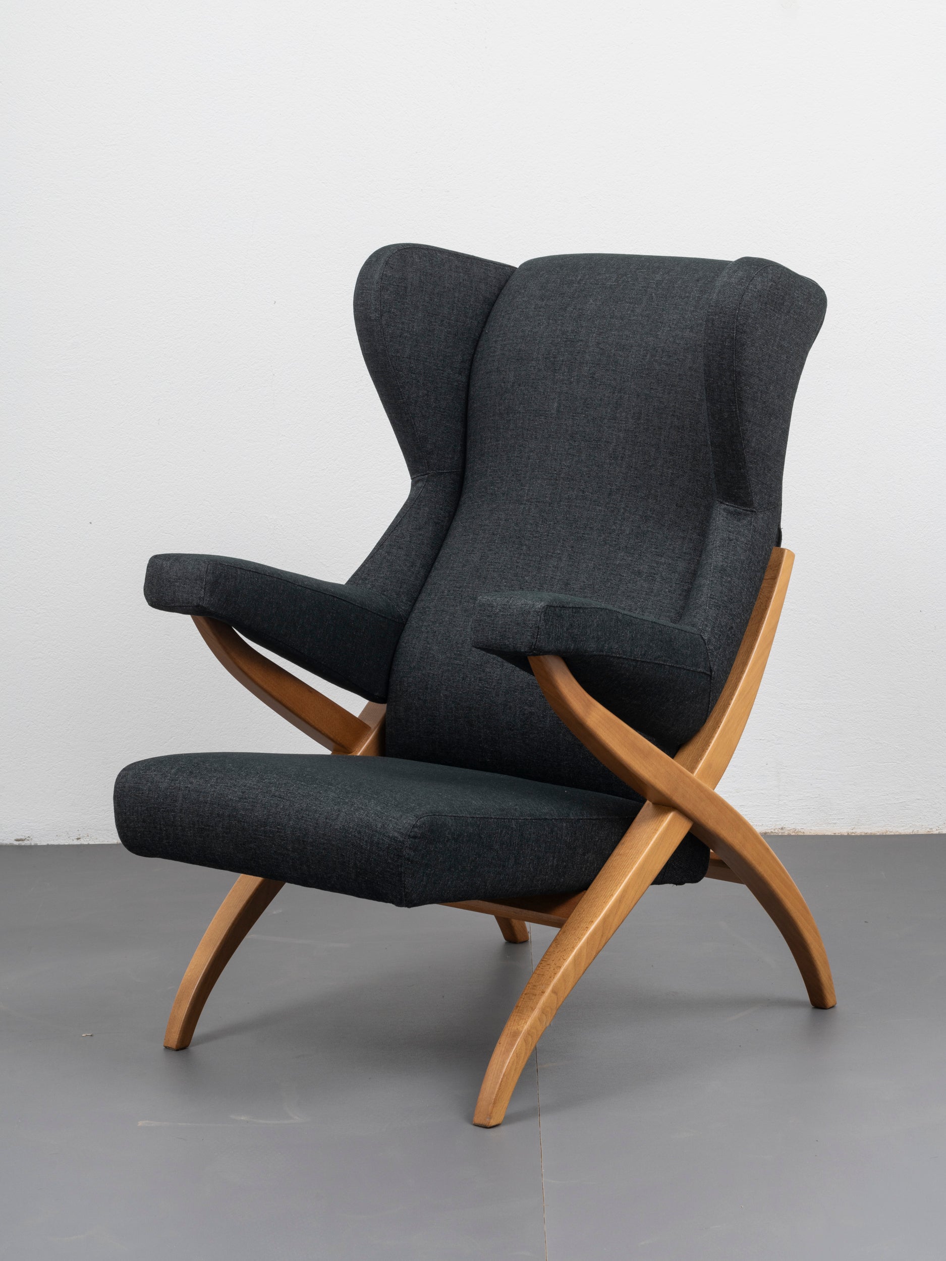 Franco_Albini_‘Fiorenza’_armchair_for_Arflex,_1990s