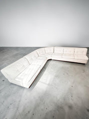 Set_of_4_Large_Modular_Corner_Sofa_with_Pull-Out_Bed_by_Saporiti_in_Écru_Bouclé,_Italy,_1970s