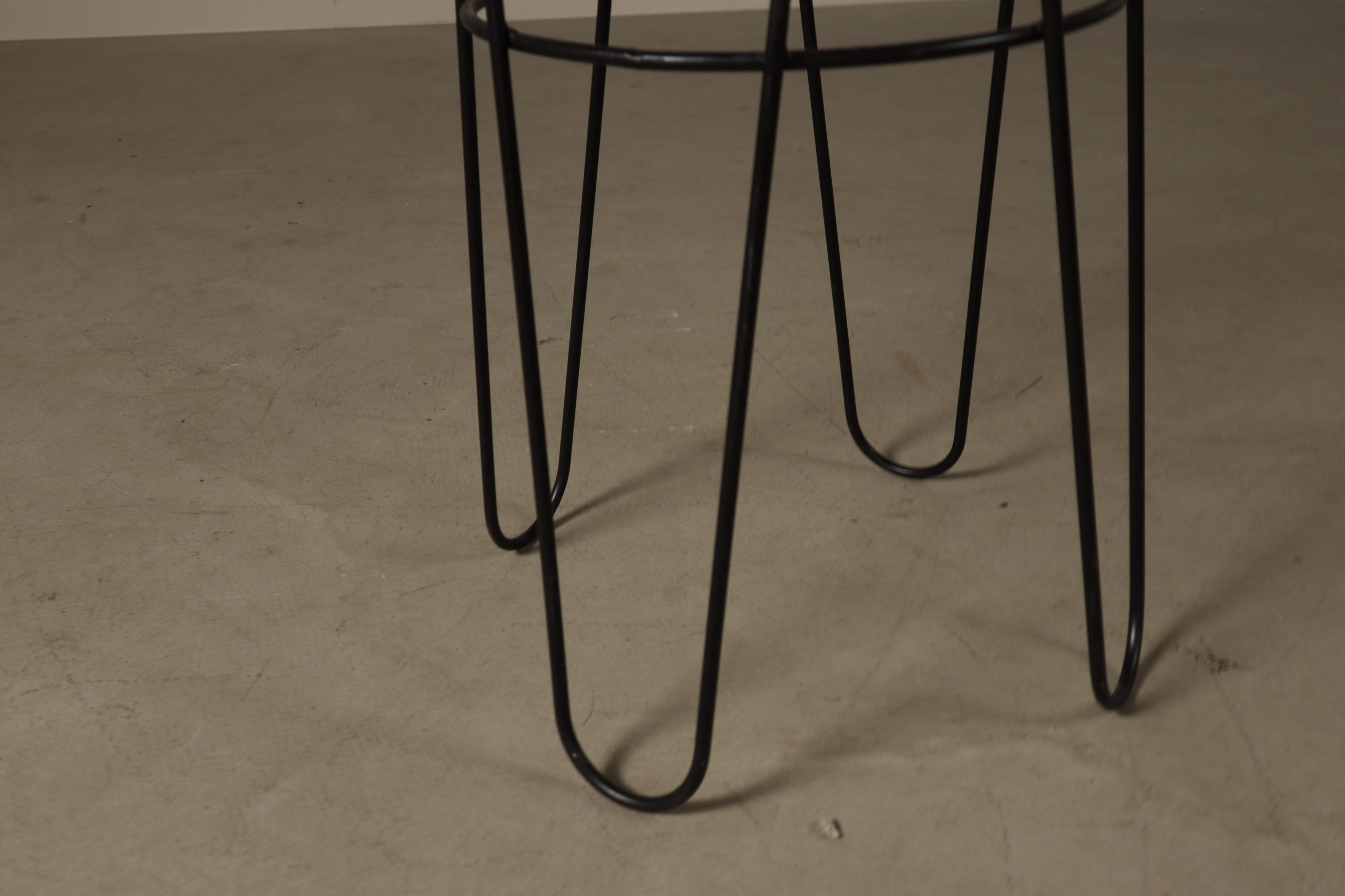 Coat_and_Hat_Stand_in_the_Style_of_Roger_Féraud,_Black_Metal_with_Colourful_Wooden_Balls