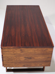 Henning_Jensen_&_Torben_Valeur_Rosewood_Executive_Desk_for_Dyrlund,_Denmark_1960s