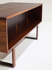 Henning_Jensen_&_Torben_Valeur_Rosewood_Executive_Desk_for_Dyrlund,_Denmark_1960s