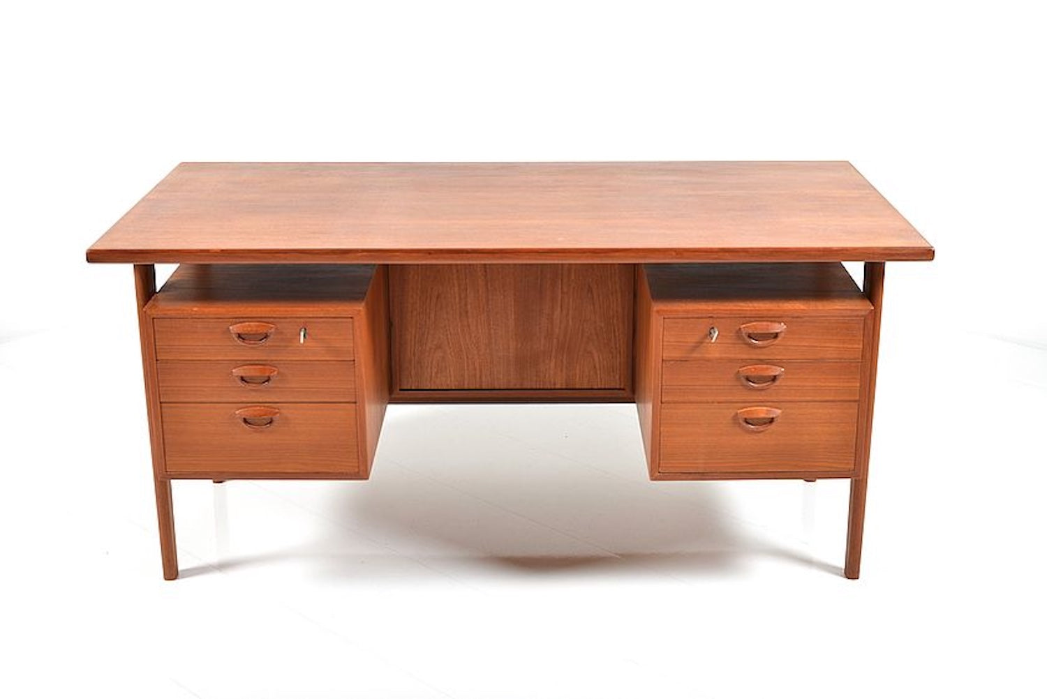 Freestanding_Teak_Desk_by_Kai_Kristiansen