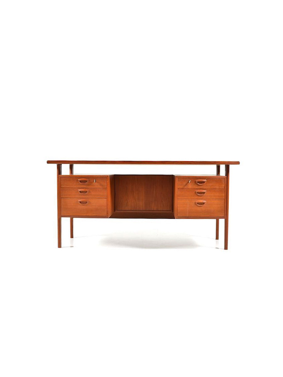 Freestanding_Teak_Desk_by_Kai_Kristiansen