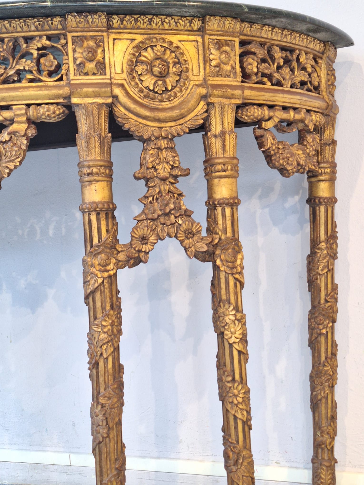 French_Baroque_Half_Moon_Wall_Console_with_Green_Marble_Top,_Gilt_Wood,_19th_Century