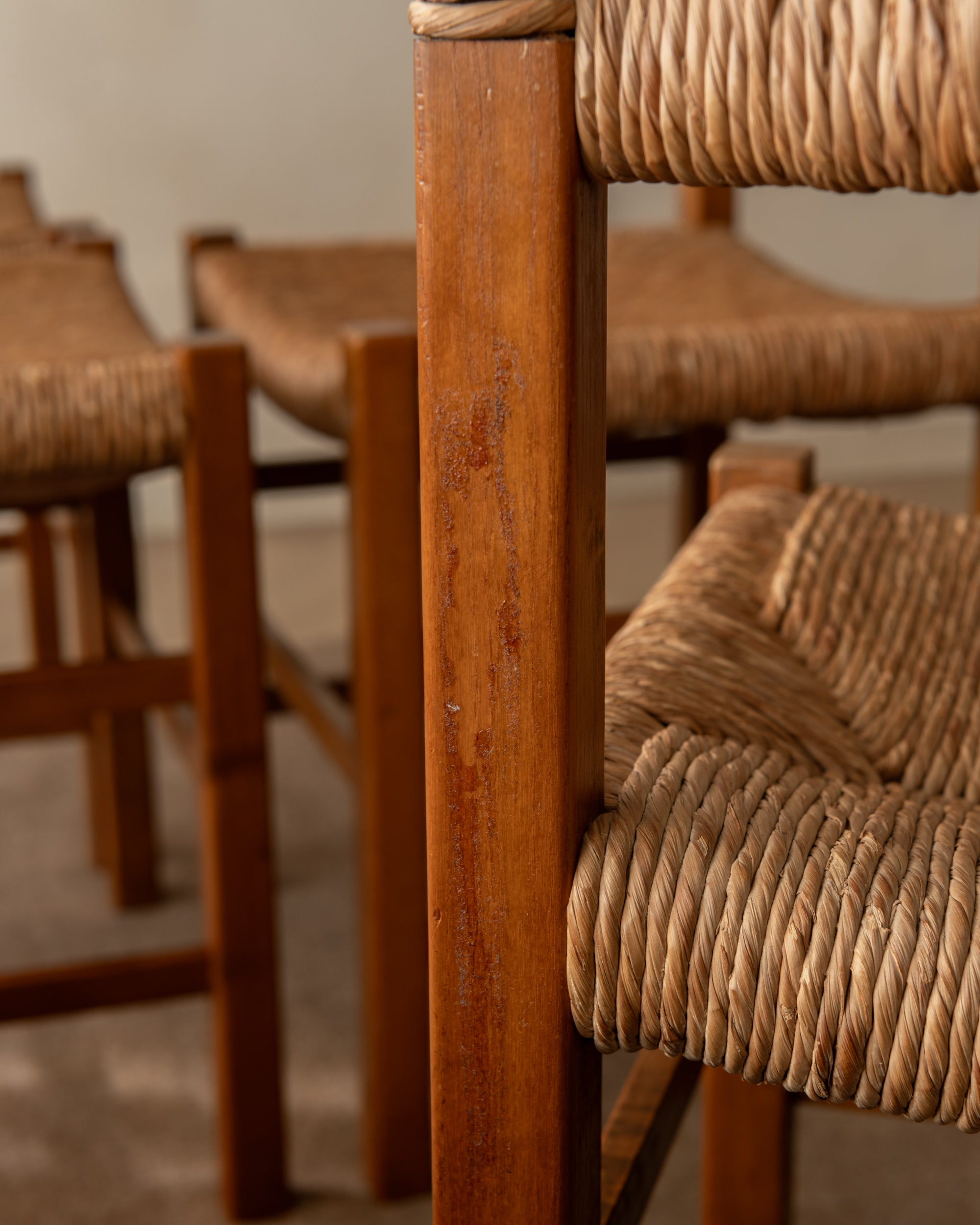 Set_of_6_French_Rush_Dining_Chairs_in_the_Style_of_Charlotte_Perriand,_France,_1960s