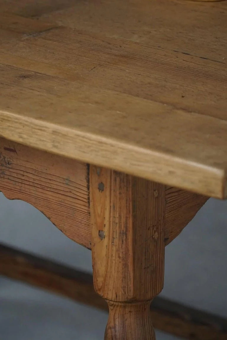 French_Modern,_Rectangular_Desk_/_Dining_Table_in_Solid_Pine,_Handcrafted,_1900s
