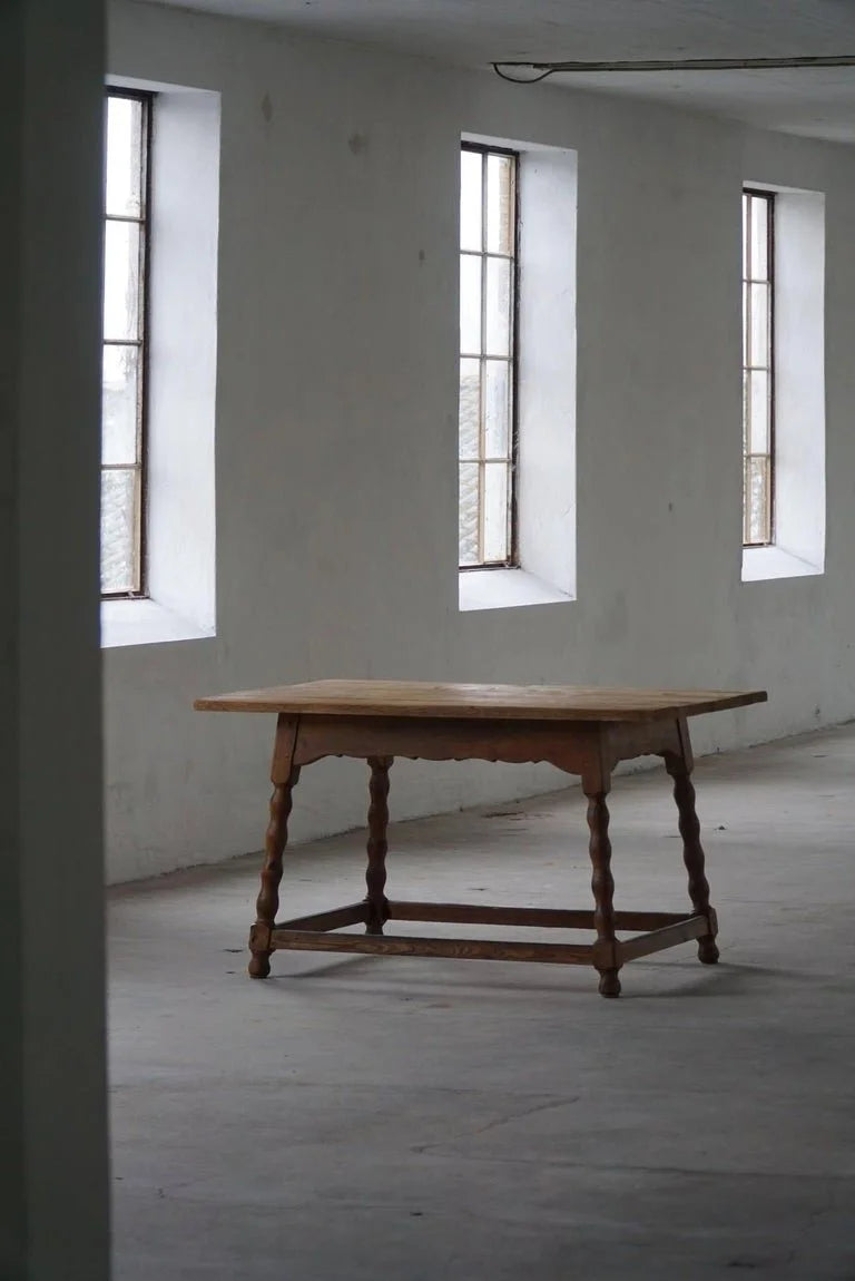 French_Modern,_Rectangular_Desk_/_Dining_Table_in_Solid_Pine,_Handcrafted,_1900s