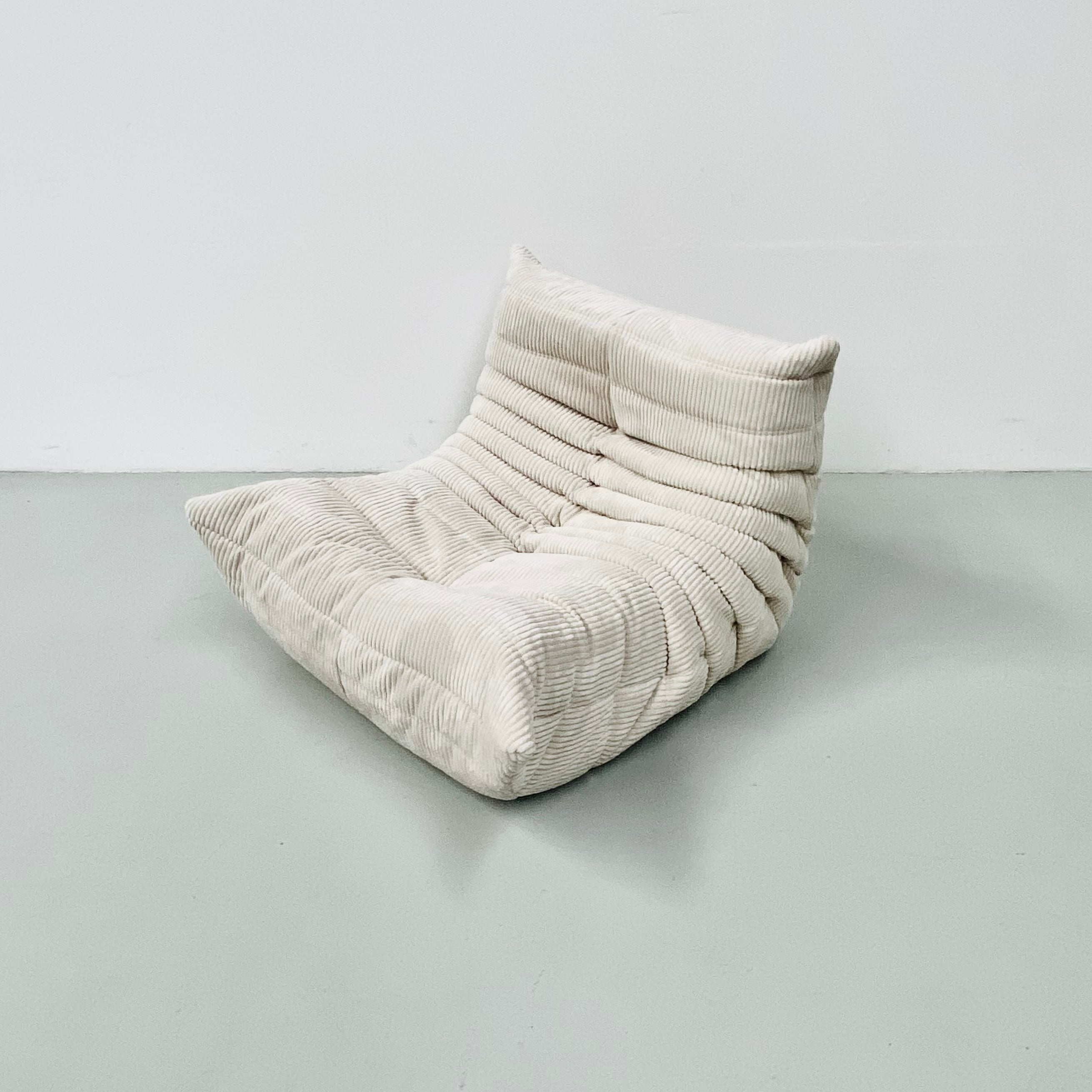 Togo_Lounge_Chair_by_Michel_Ducaroy_for_Ligne_Roset,_Restored_Corduroy_Upholstery,_French_Design