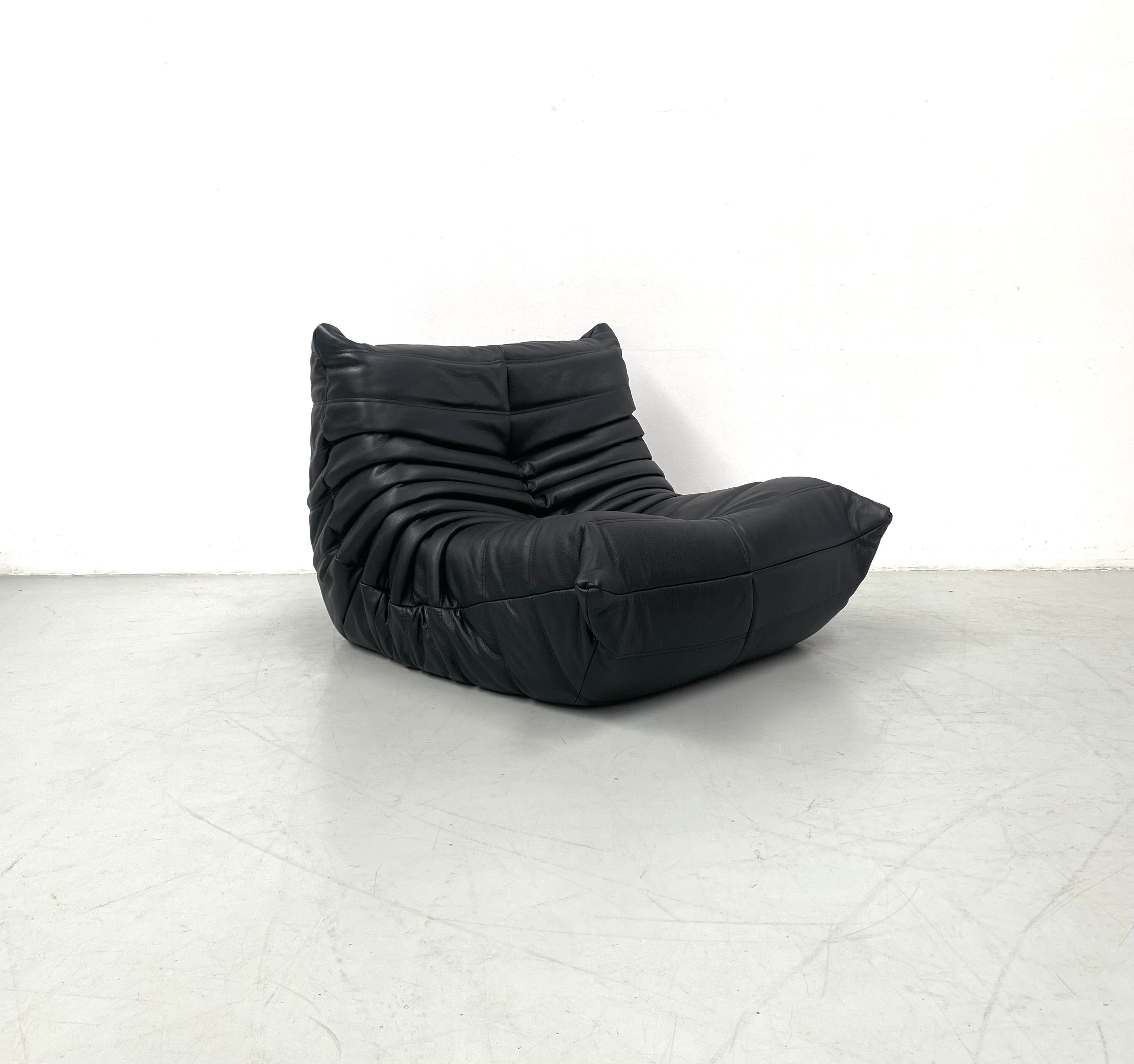 Togo_Lounge_Chair_by_Michel_Ducaroy_for_Ligne_Roset,_Restored_Leather_Upholstery,_French_Design