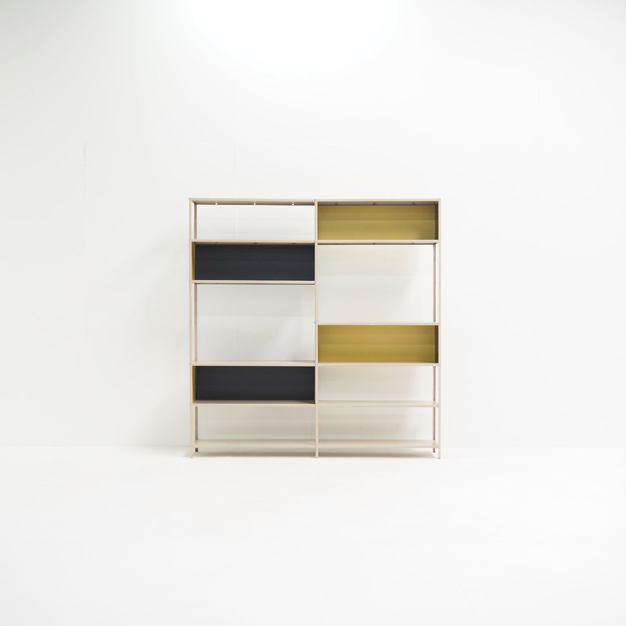 Modular_Metal_Shelving_System_by_Friso_Kramer_for_Asmeta_Holland,_De_Bijenkorf,_Netherlands,_1953