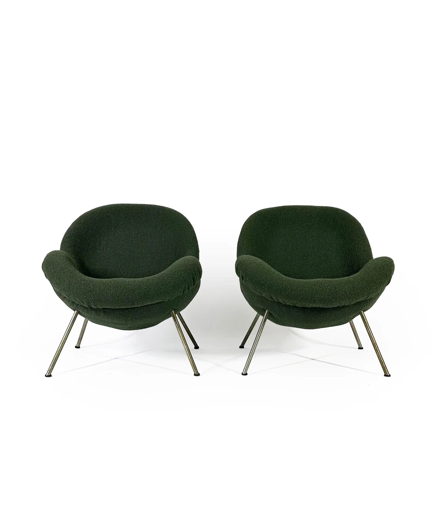 Set_of_2_Fritz_Neth_“Egg”_Lounge_Chairs_for_Correcta,_1950s